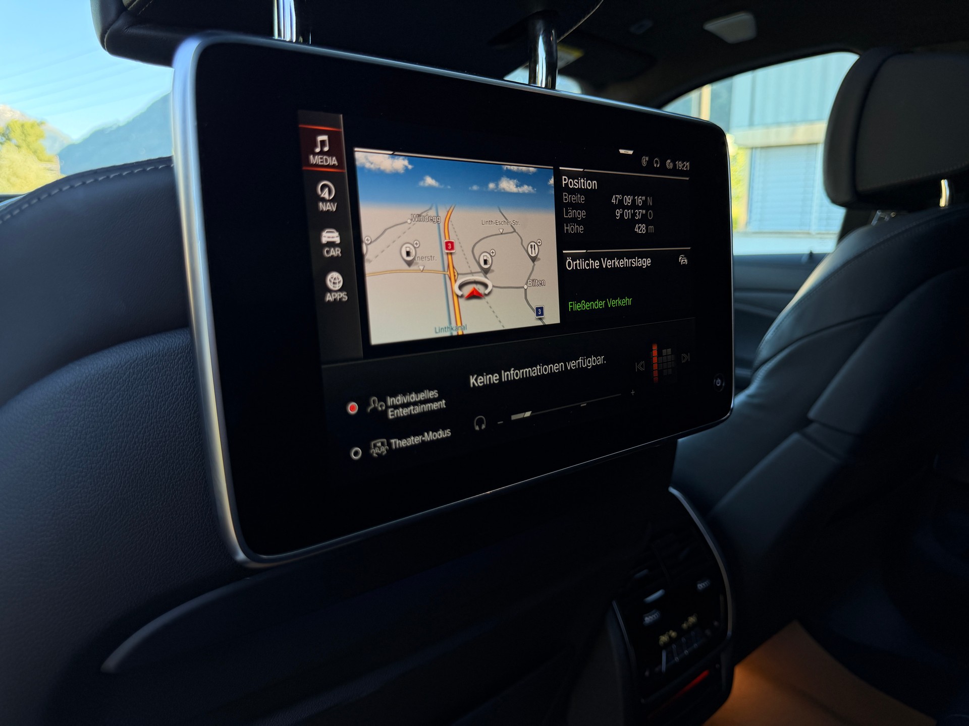 BMW X6 M50i Steptronic-image-16