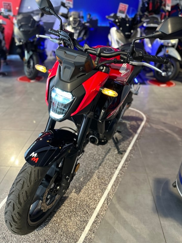 HONDA CB 500 Hornet-image-0