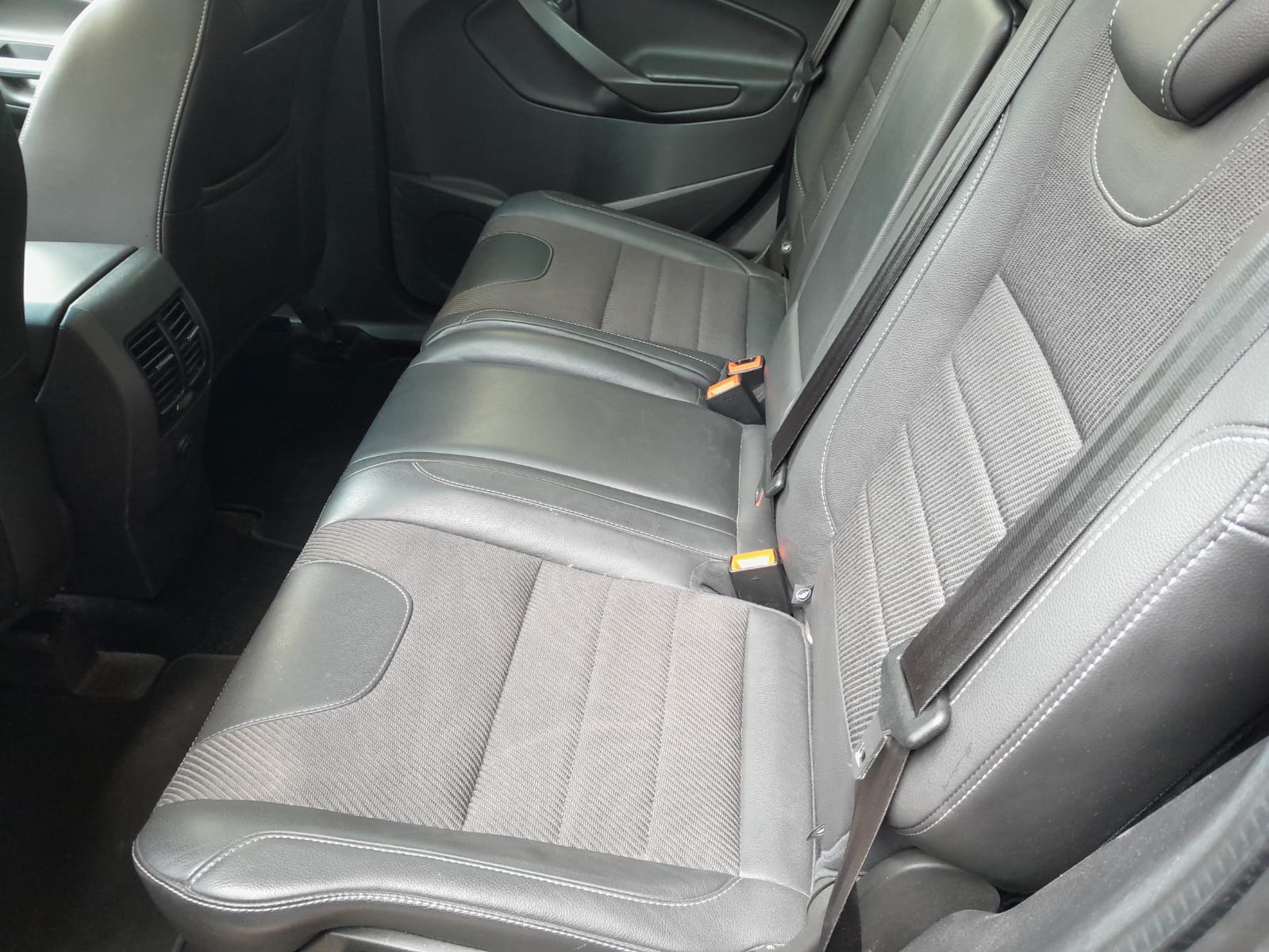 FORD Kuga 1.5 SCTi Titanium 2WD-image-16