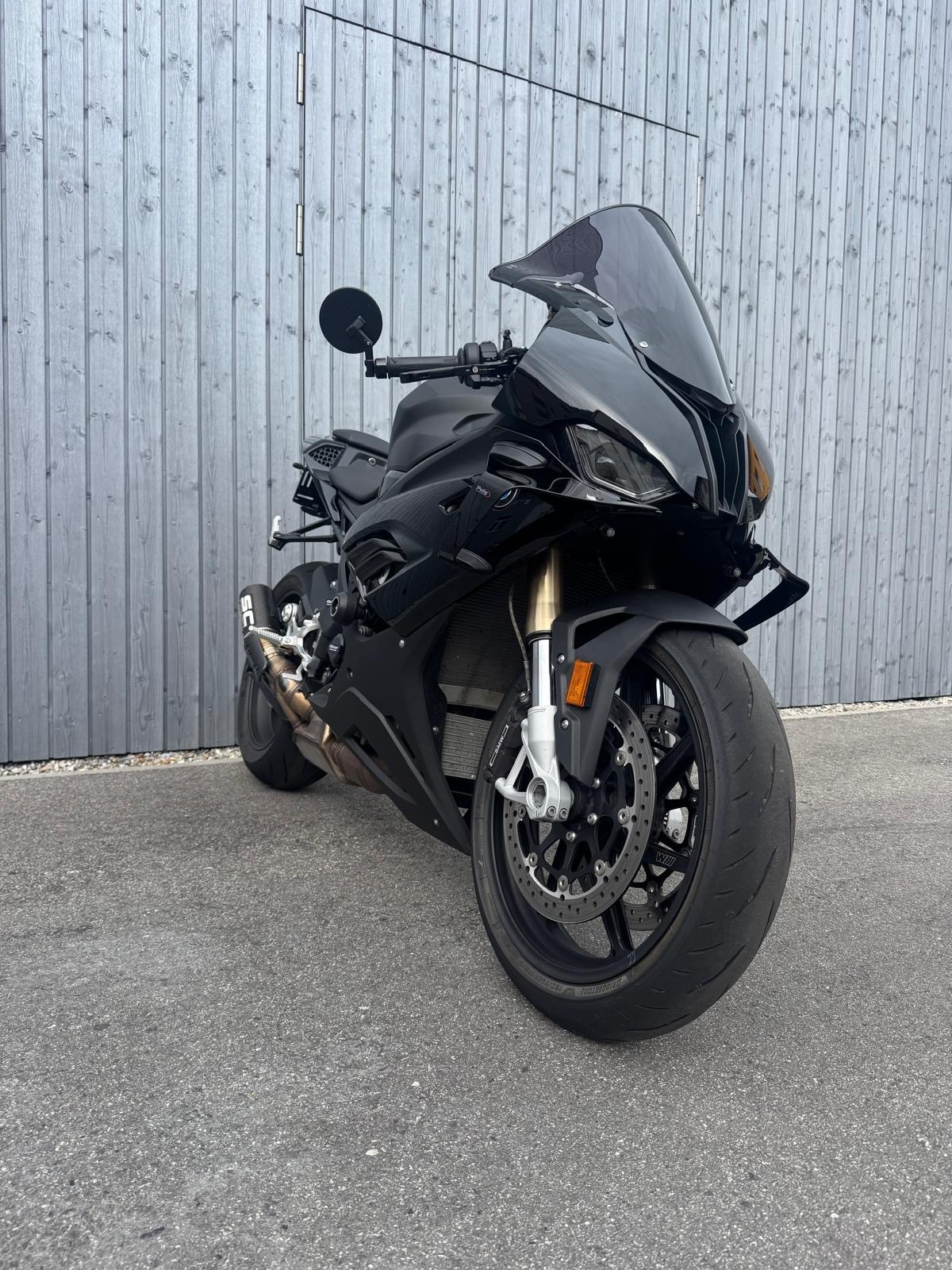 BMW S 1000 RR-image-1