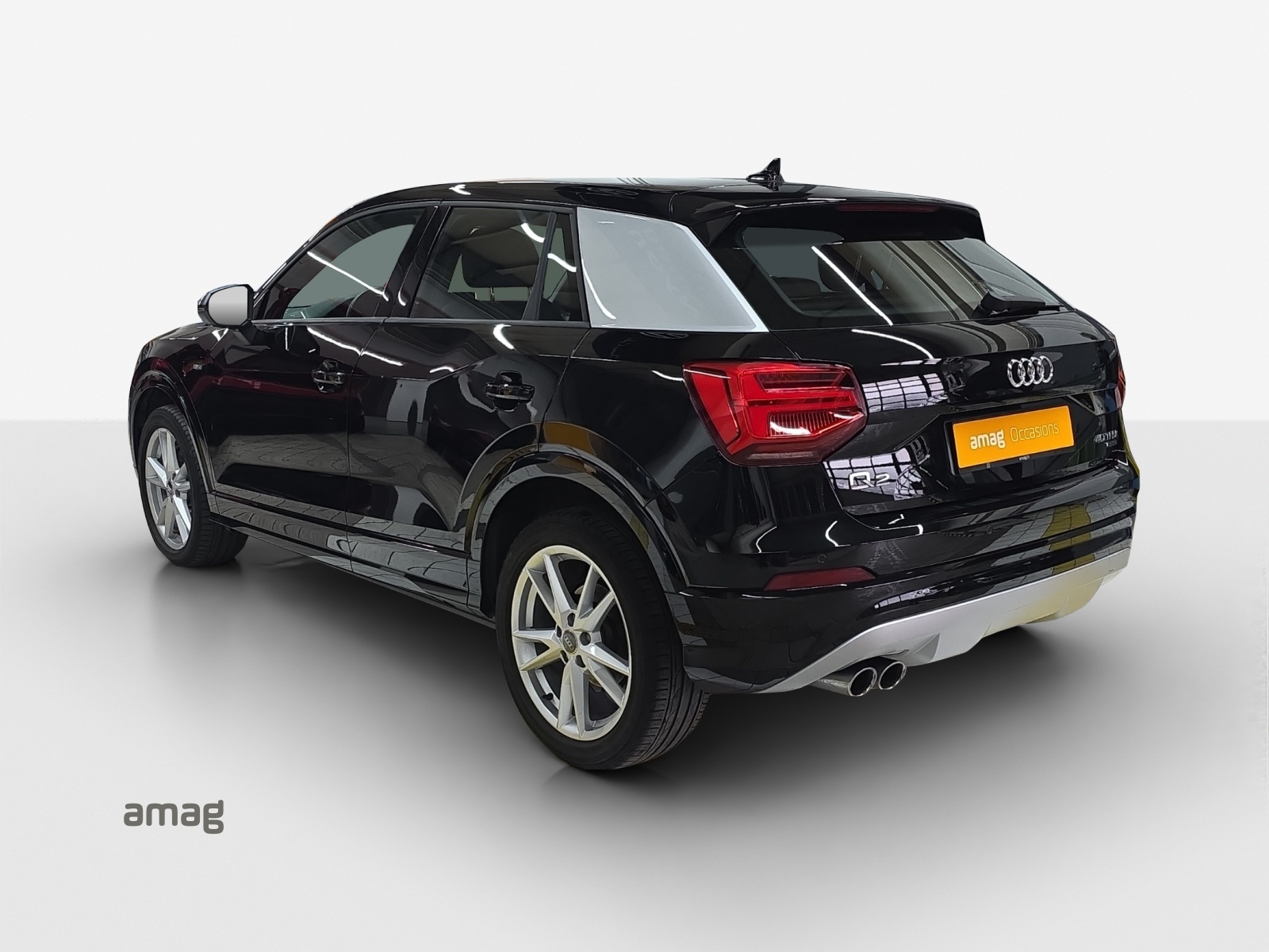 AUDI Q2 2.0 TFSI sport quattro S-tronic-showroom-element-2