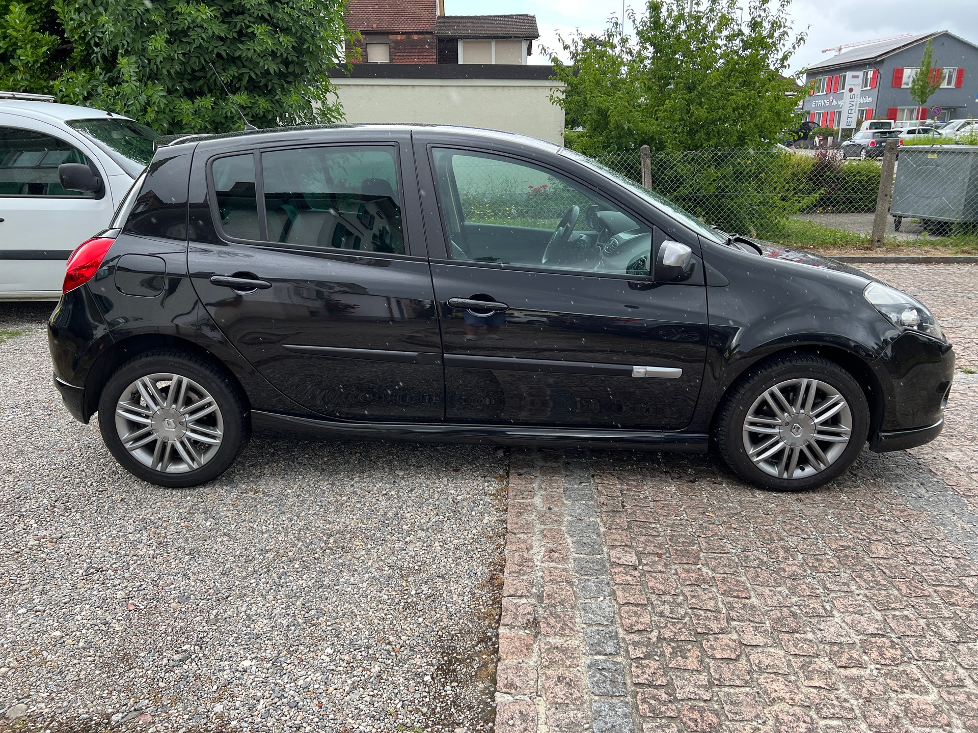 RENAULT Clio 2.0 16V GT-image-4