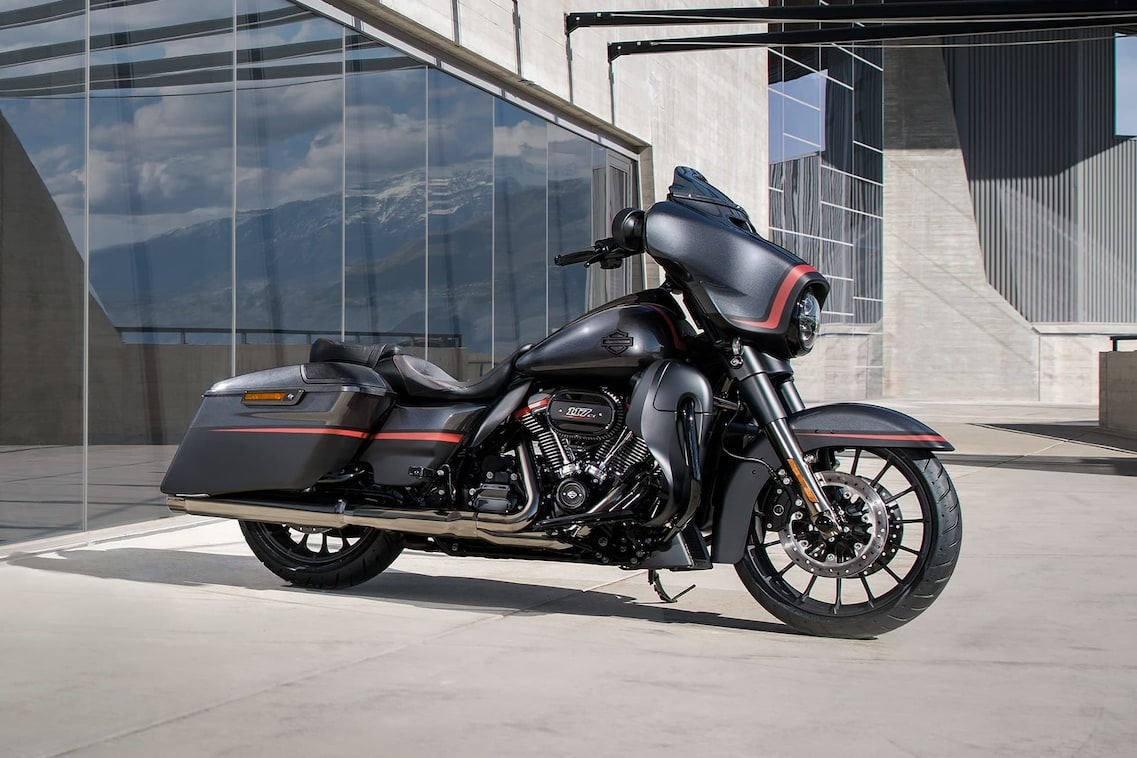 HARLEY-DAVIDSON FLHXSE Street Glide ABS CVO 117-image-0