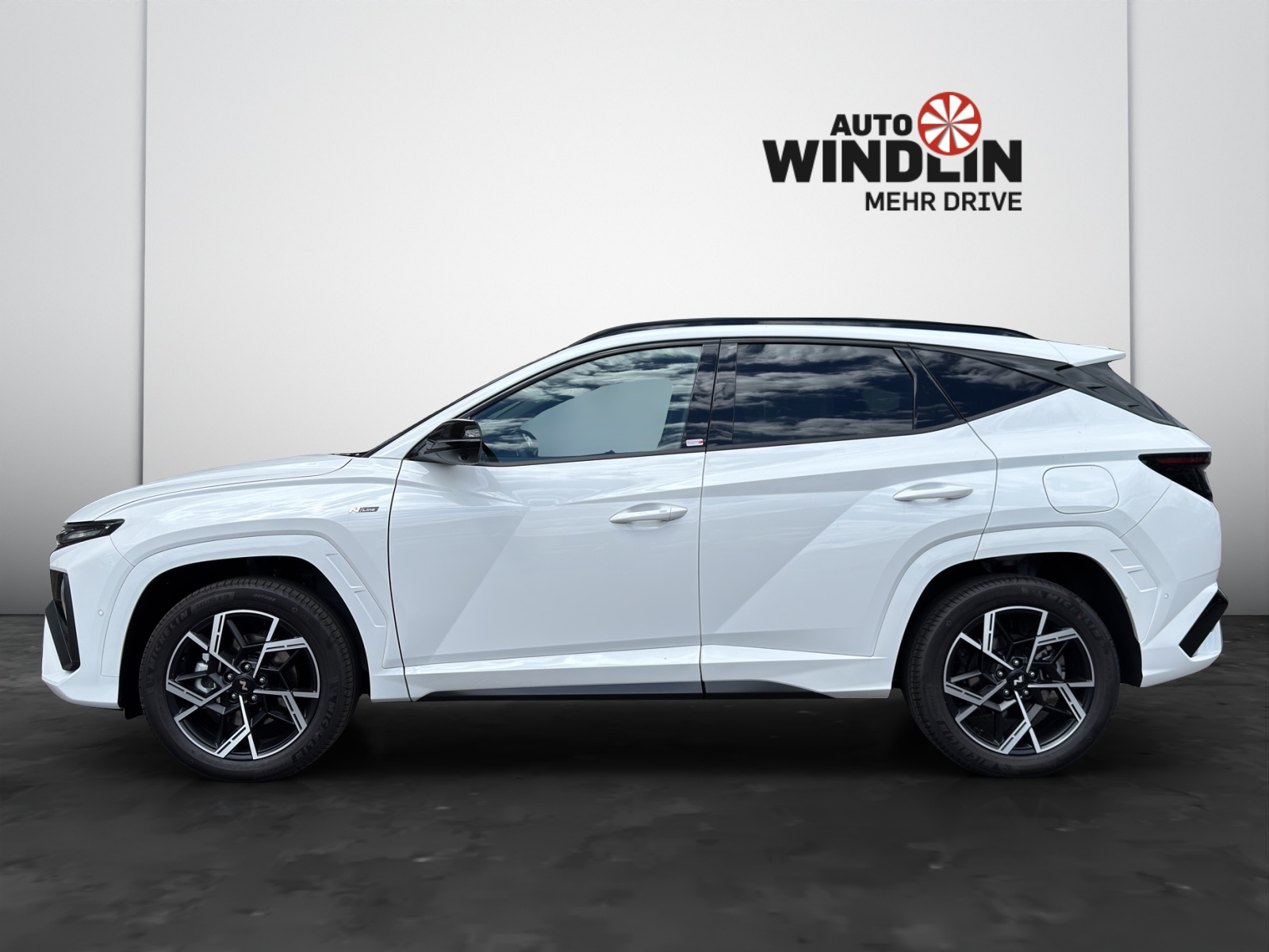 HYUNDAI Tucson 1.6 T-GDi HEV N-Line LUX.pack 4WD MY26-showroom-element-3