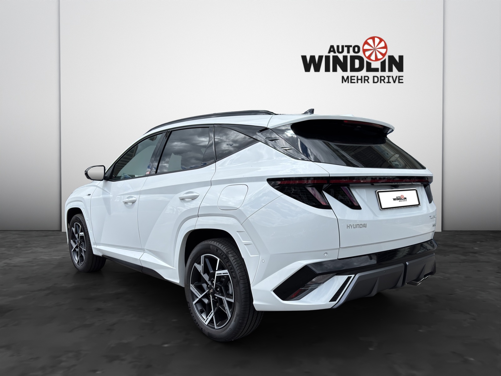 HYUNDAI Tucson 1.6 T-GDi HEV N-Line LUX.pack 4WD MY26-showroom-element-2