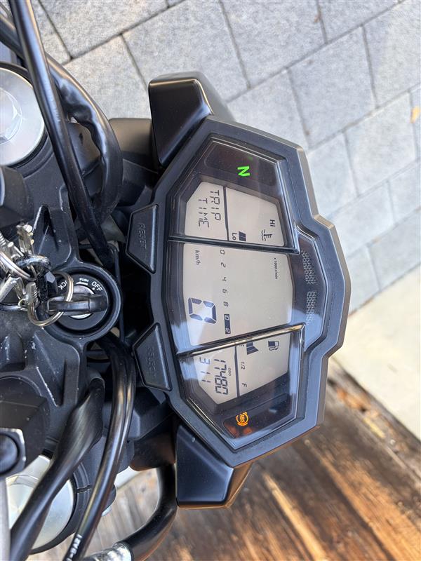 YAMAHA MT-125 ABS-image-1