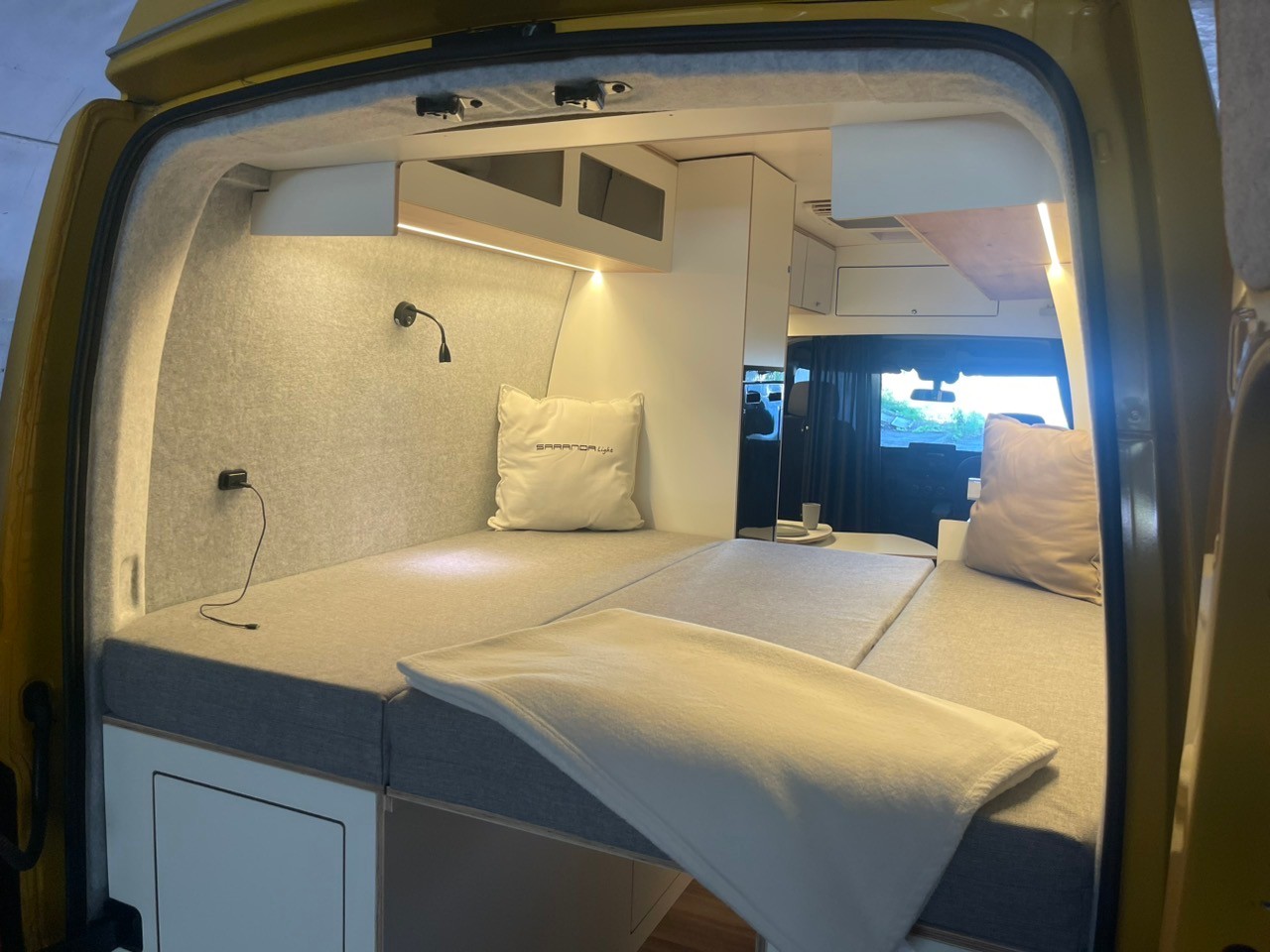 RENAULT Master Saranda Beach-showroom-element-2