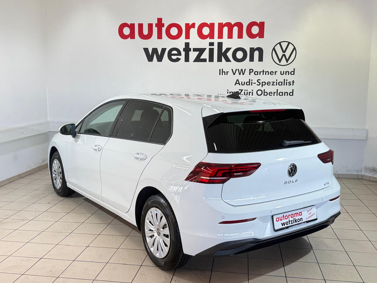 VW Golf 1.5 e TSI mHEV Basis DSG-showroom-element-2