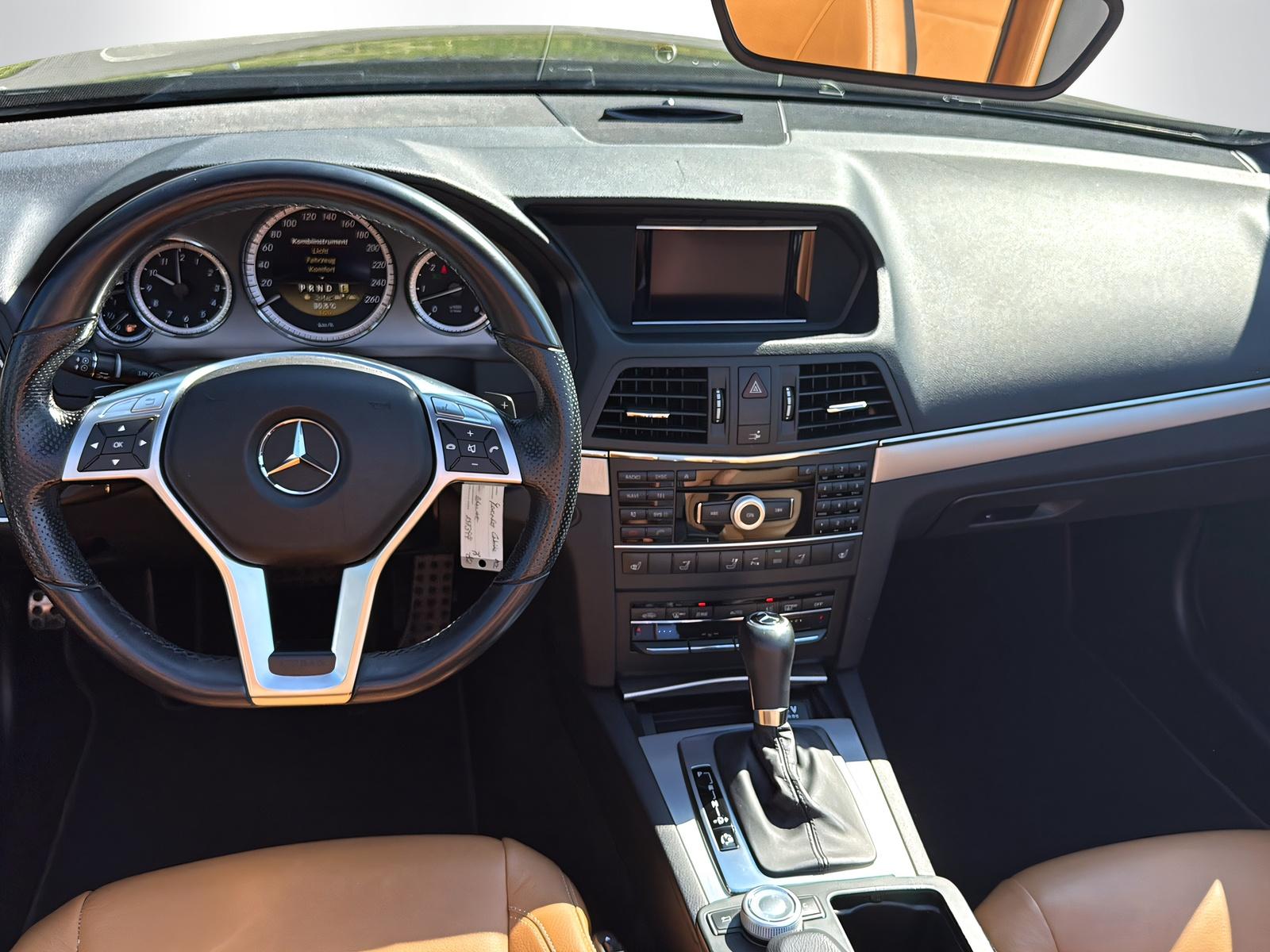MERCEDES-BENZ E 350 CDI BlueEF Avantgarde Cabriole-image-8