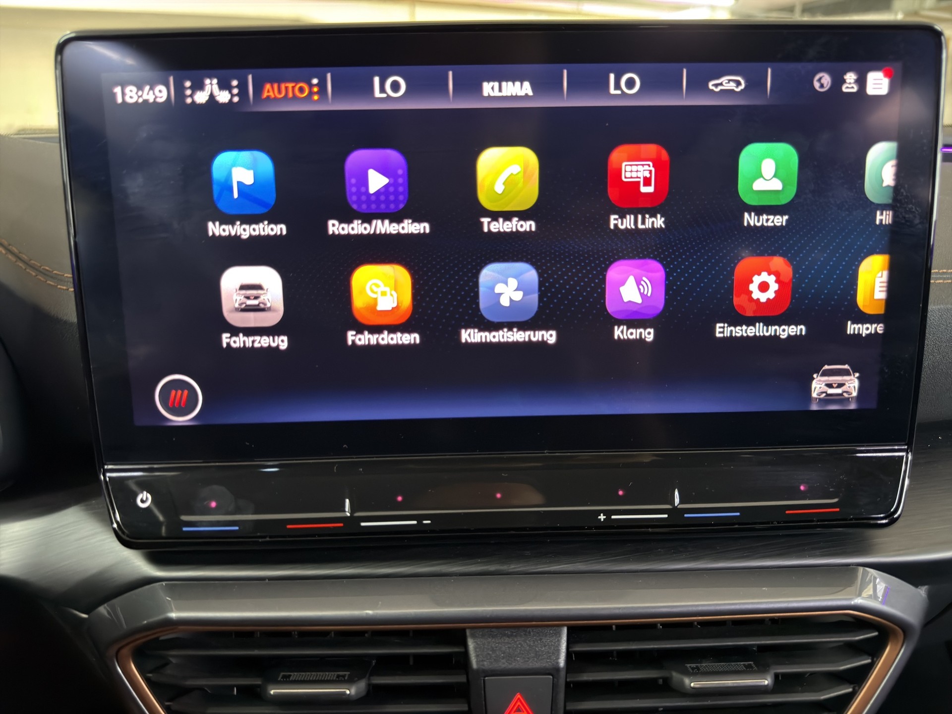 CUPRA Formentor 2.0TSI VZ DSG-image-17