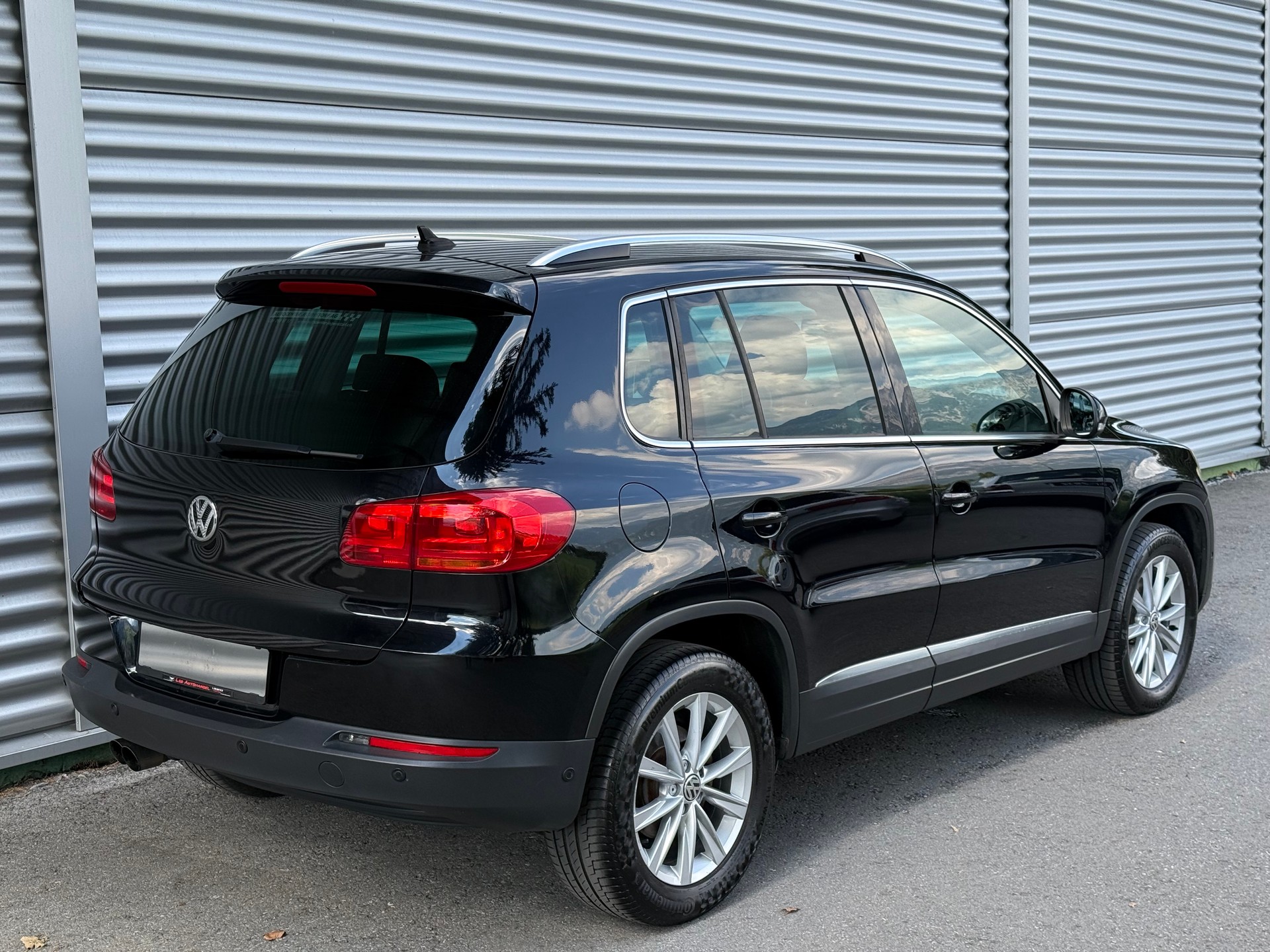VW Tiguan 2.0 TSI Sport&Style 4Motion DSG-image-6