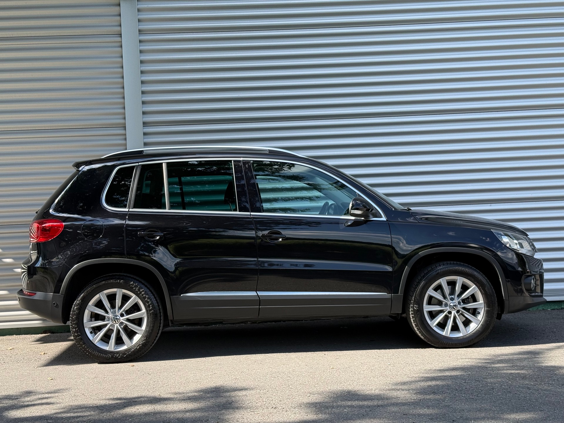VW Tiguan 2.0 TSI Sport&Style 4Motion DSG-image-5