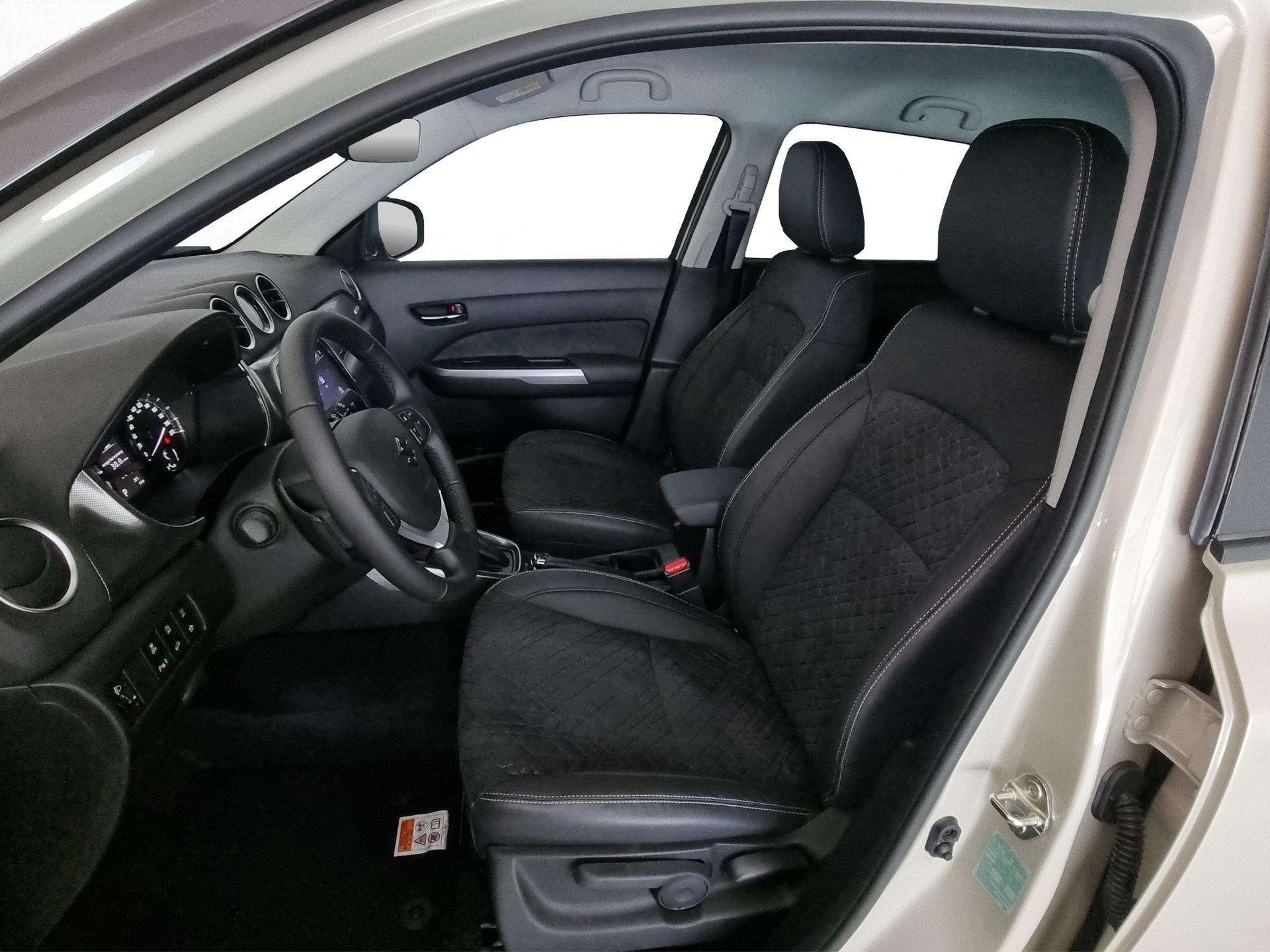 SUZUKI Vitara 1.4 Compact Top Hyb. 4x4 AT-image-5