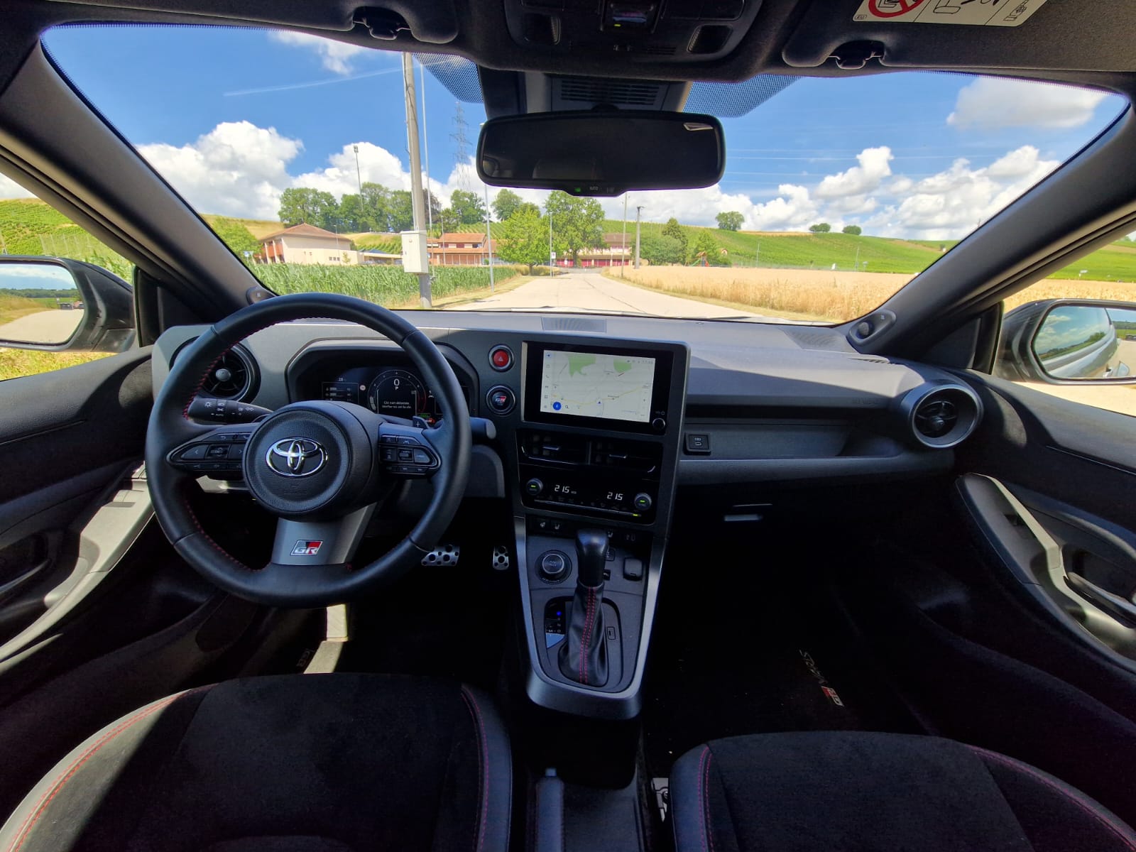 TOYOTA Yaris 1.6 GR Sport A-image-6