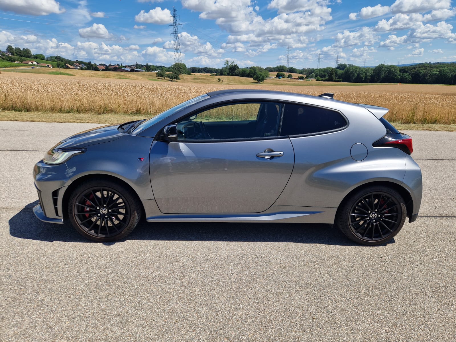 TOYOTA Yaris 1.6 GR Sport A-image-2