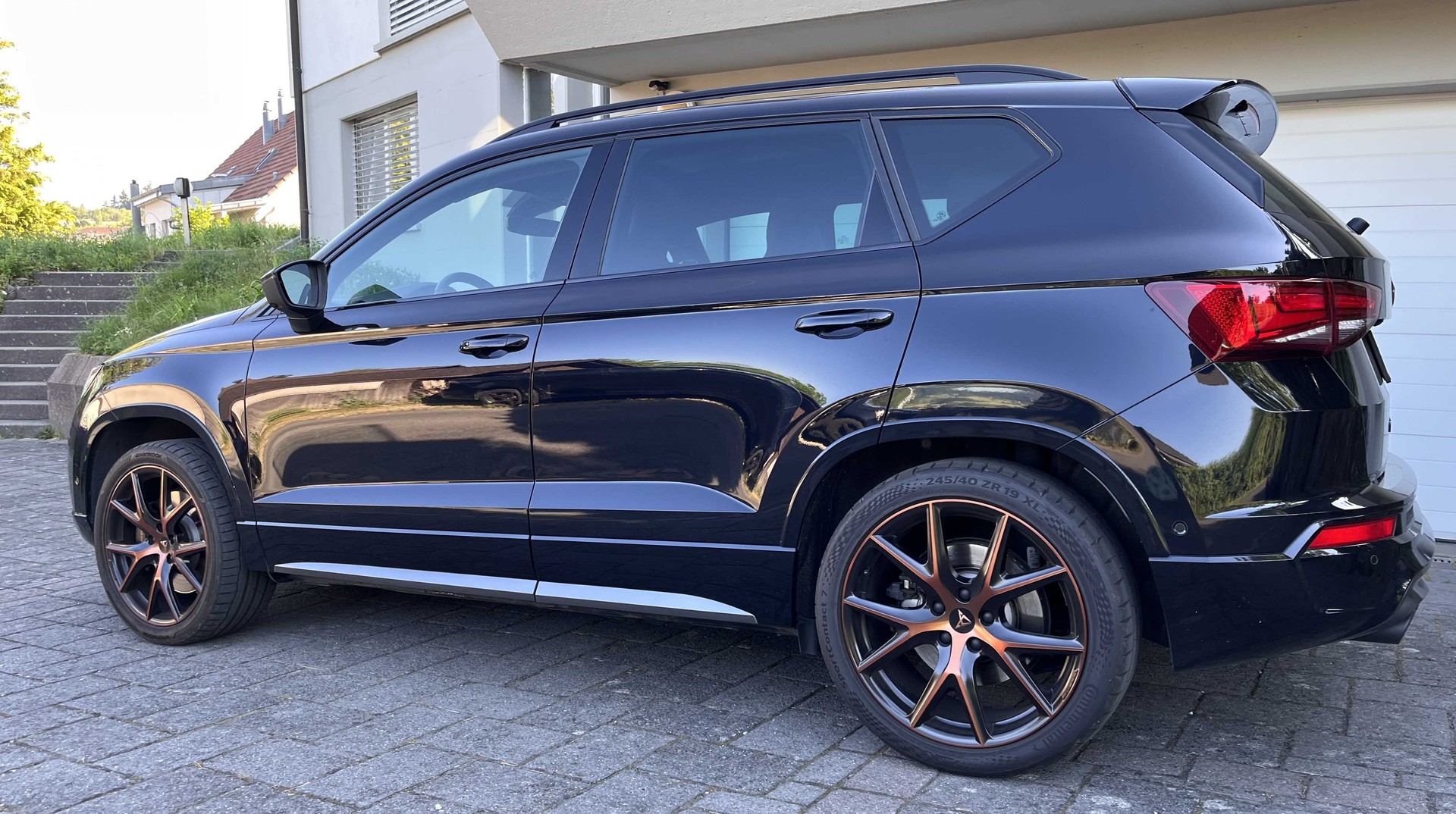 CUPRA Ateca 2.0TSI 4Drive DSG 300 PS ab Werk-image-5