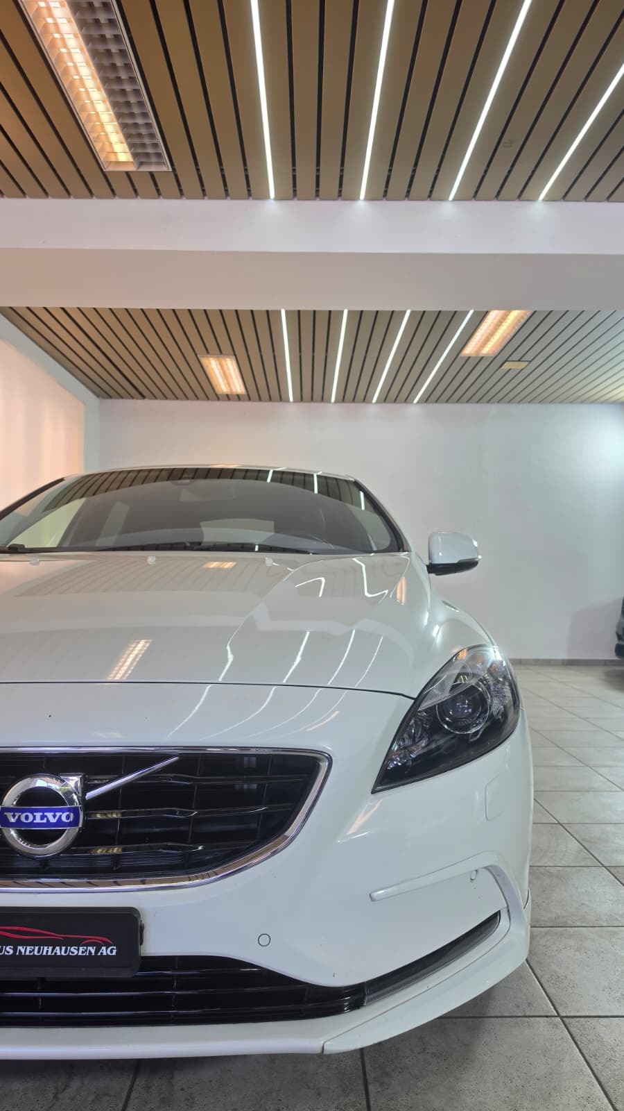 VOLVO VOLVO V40 D4, HEICO SPORTIV UMBAU, FRISCH AB SERVICE UND FRISCH AB MFK-showroom-element-2