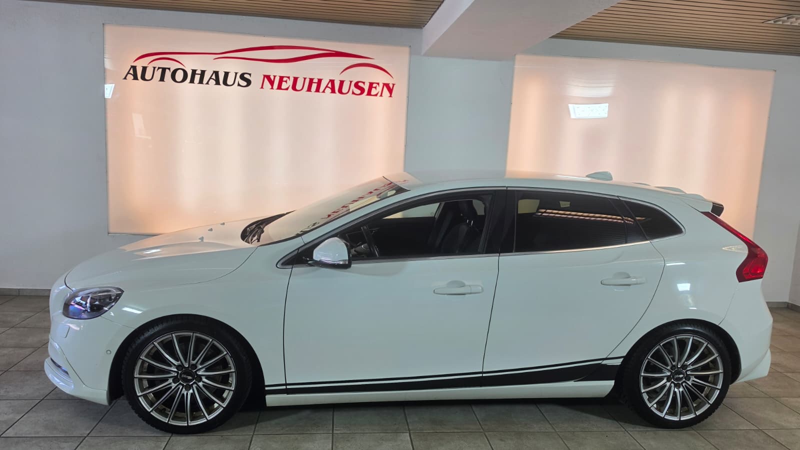 VOLVO VOLVO V40 D4, HEICO SPORTIV UMBAU, FRISCH AB SERVICE UND FRISCH AB MFK-image-5