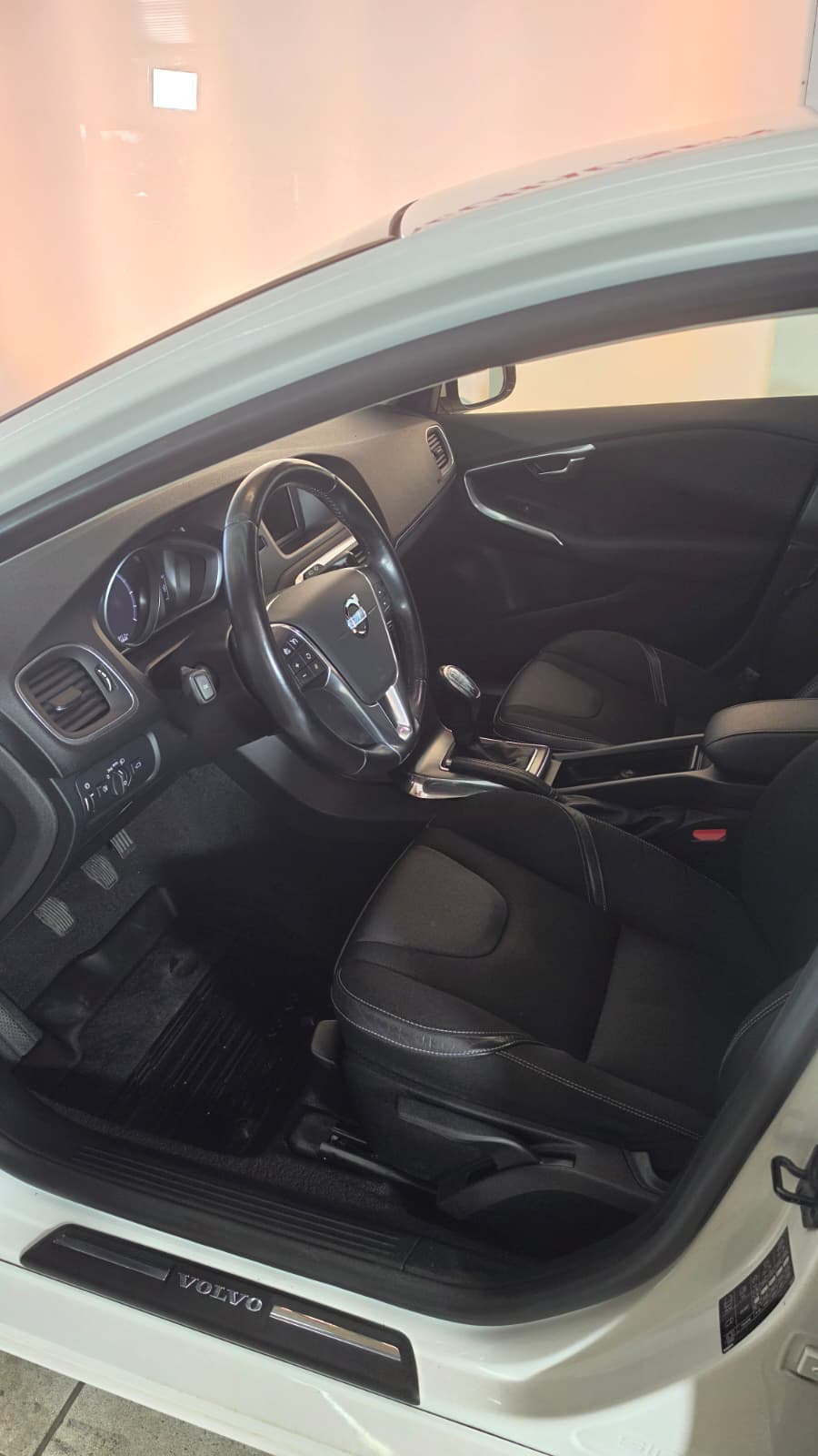 VOLVO VOLVO V40 D4, HEICO SPORTIV UMBAU, FRISCH AB SERVICE UND FRISCH AB MFK-image-9