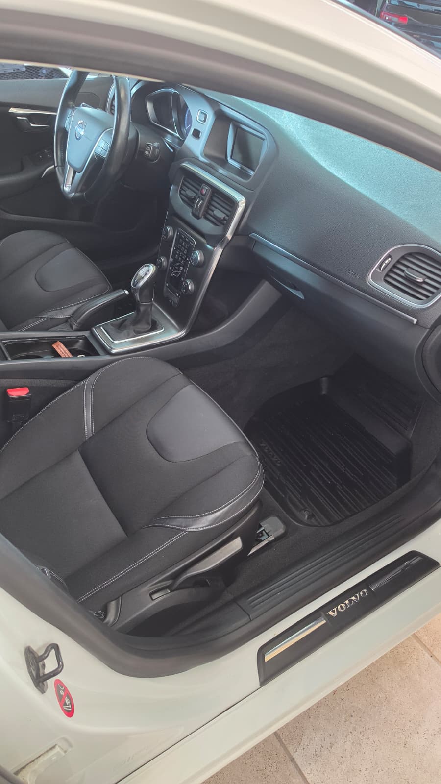 VOLVO VOLVO V40 D4, HEICO SPORTIV UMBAU, FRISCH AB SERVICE UND FRISCH AB MFK-image-10
