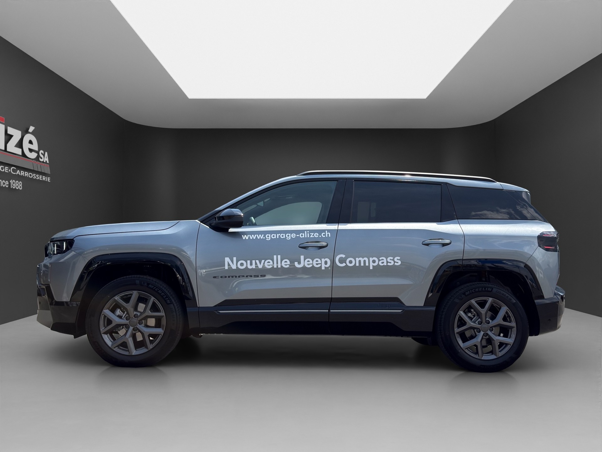 JEEP Compass 1.2 T e-Hybrid First Edition-showroom-element-3
