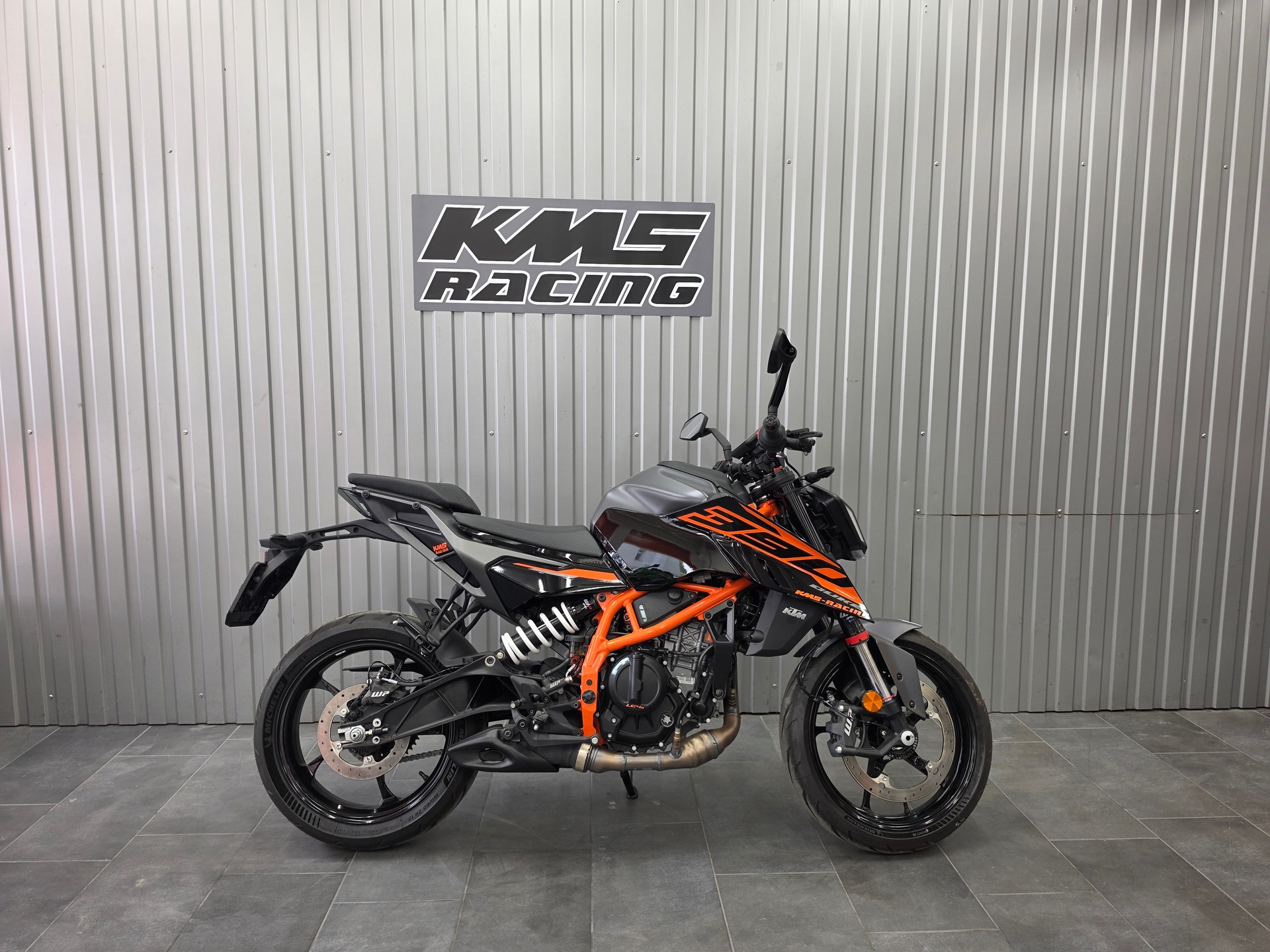 KTM 390 Duke-image-0
