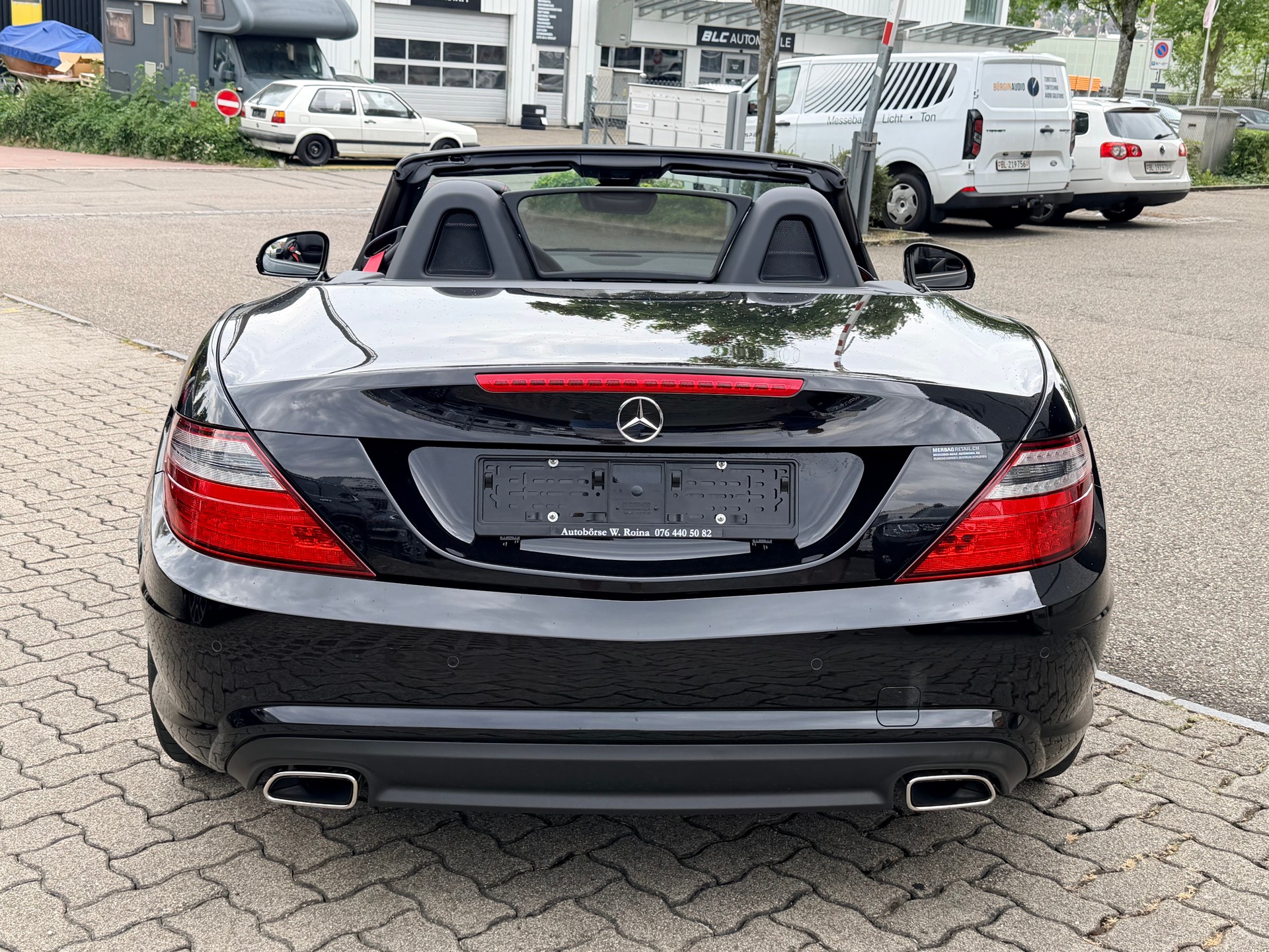 MERCEDES-BENZ SLK 250 AMG-LINE 7G-Tronic-showroom-element-3