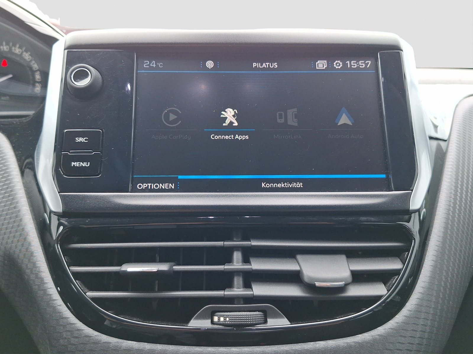 PEUGEOT 208 1.2 PureTech Allure S/S-image-17