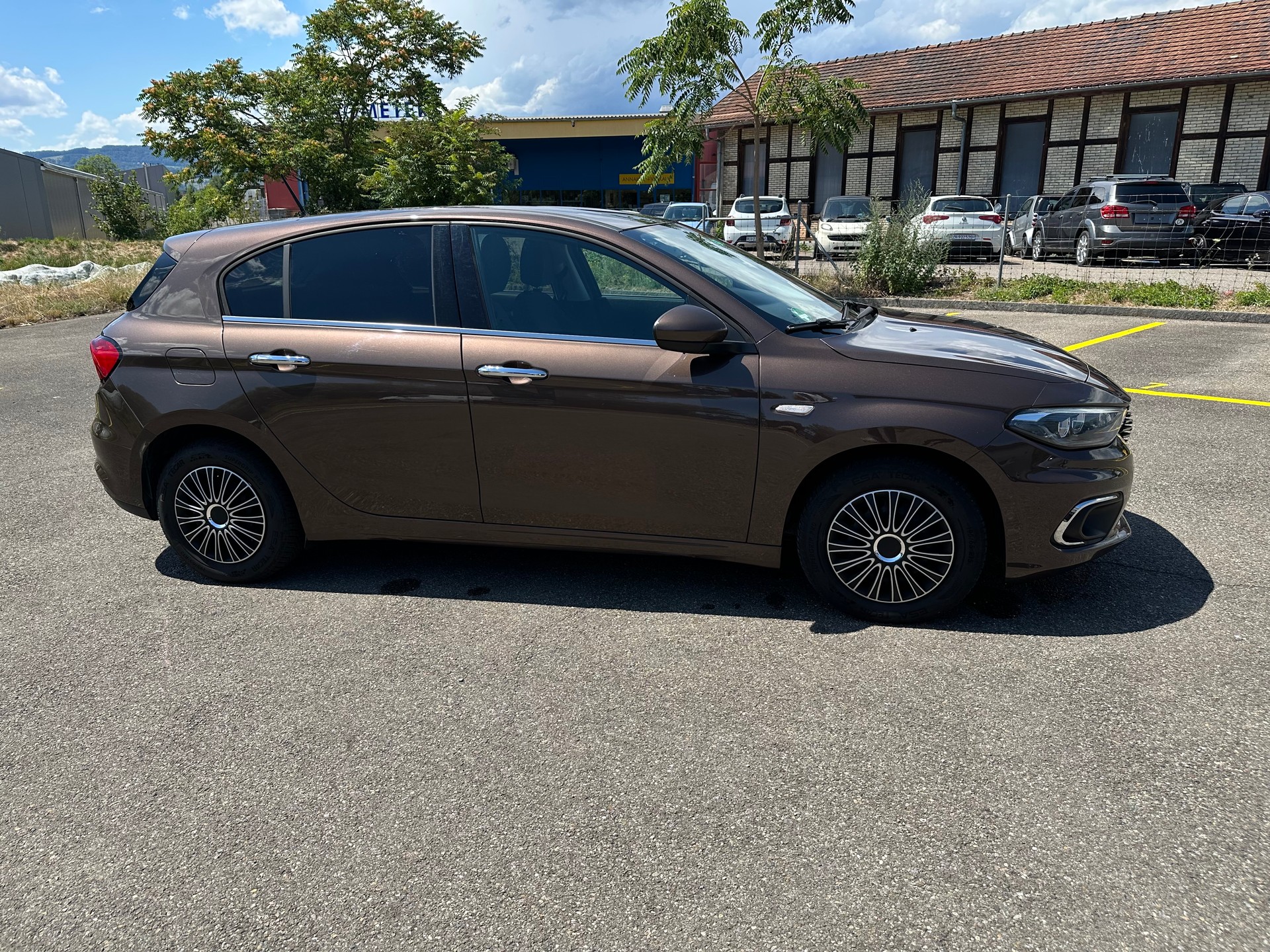 FIAT Tipo 1.6MJ Lounge-showroom-element-3