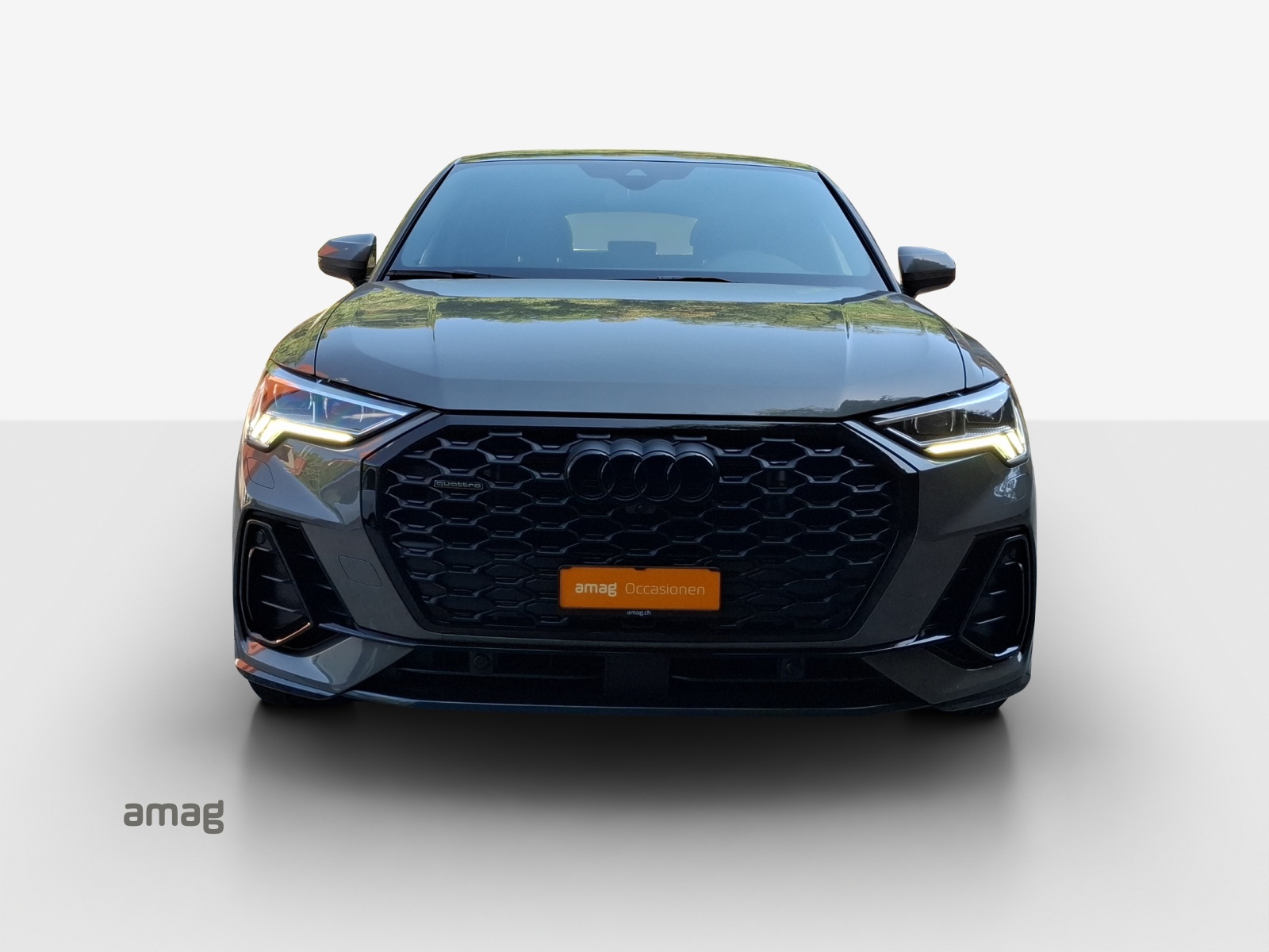 AUDI Q3 Sportback 40 TFSI S line quattro S-tronic-image-6