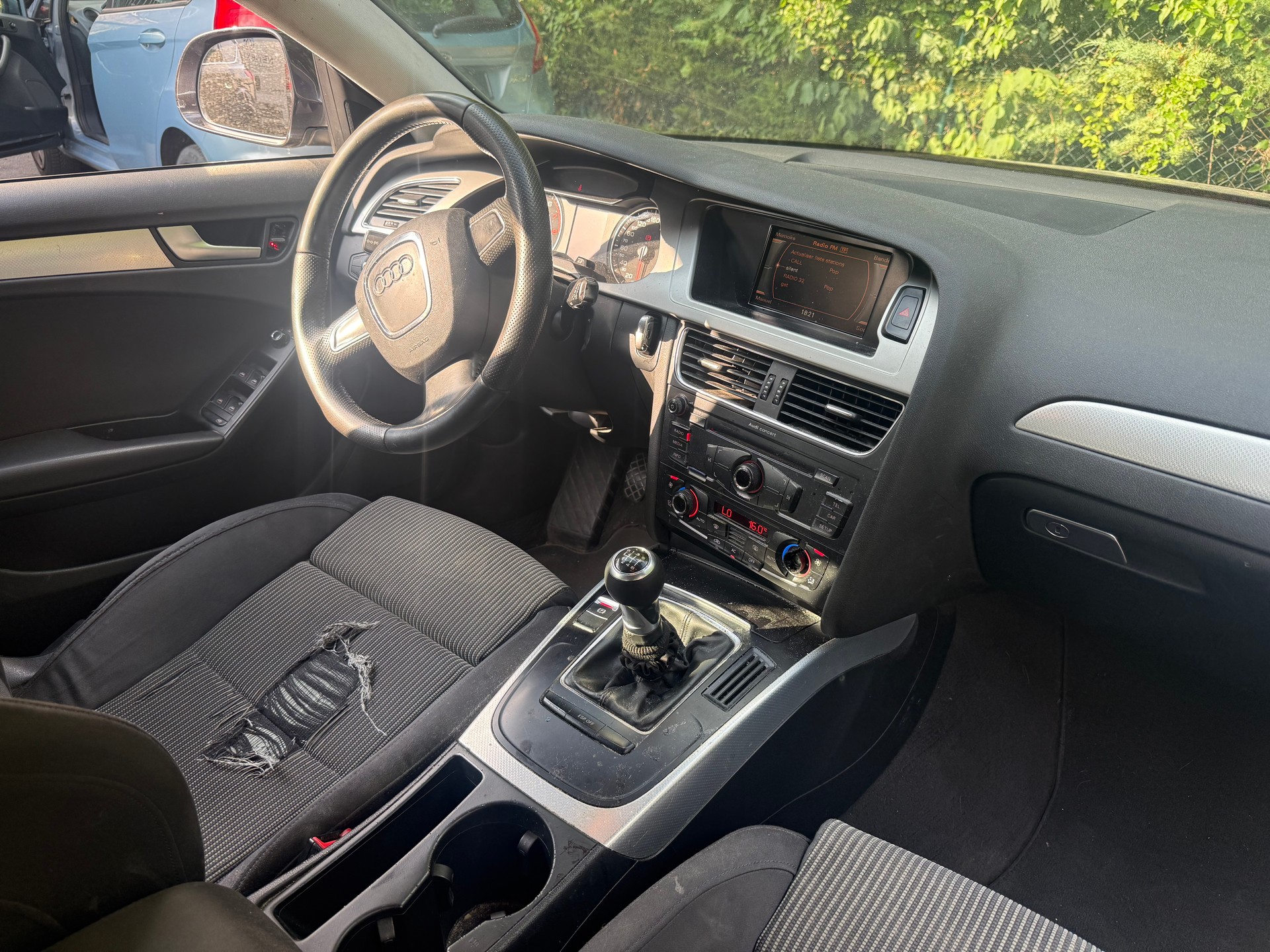 AUDI A4 Avant 1.8 TFSI-image-5