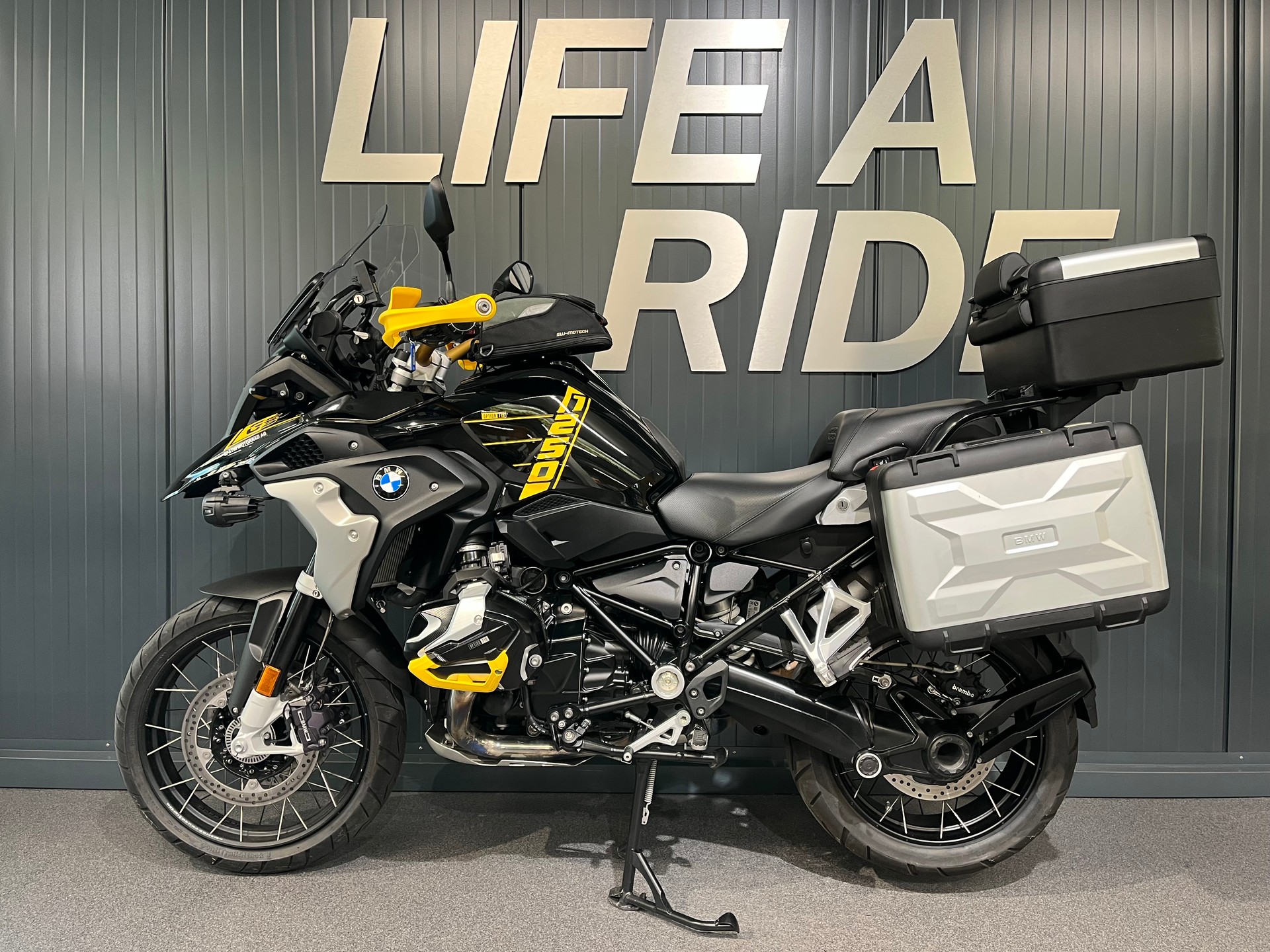 BMW R 1250 GS - 40 Years Edition-image-2