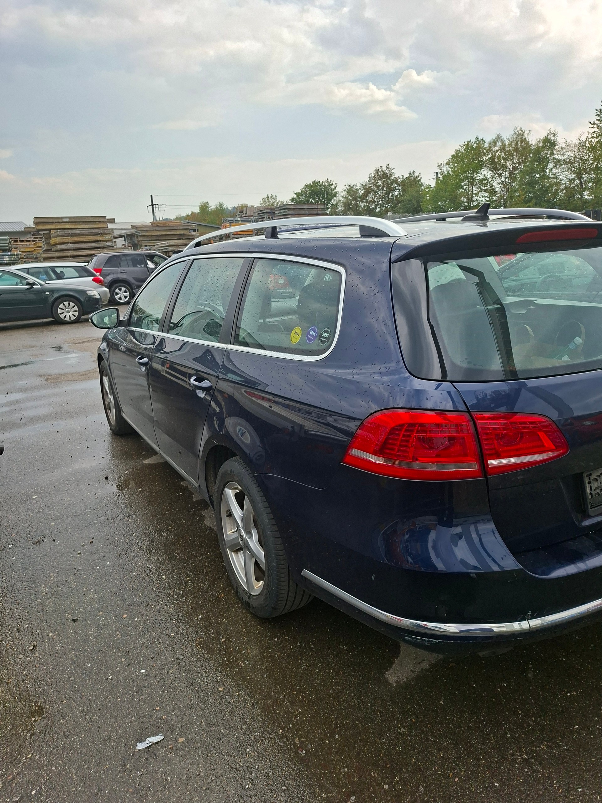 VW Passat Variant 1.6 TDI BMT Trendline DSG-image-1