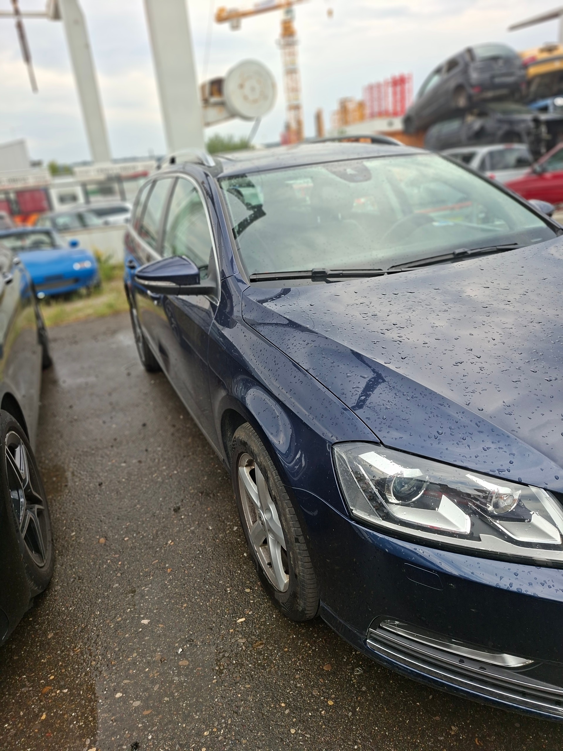 VW Passat Variant 1.6 TDI BMT Trendline DSG-image-5