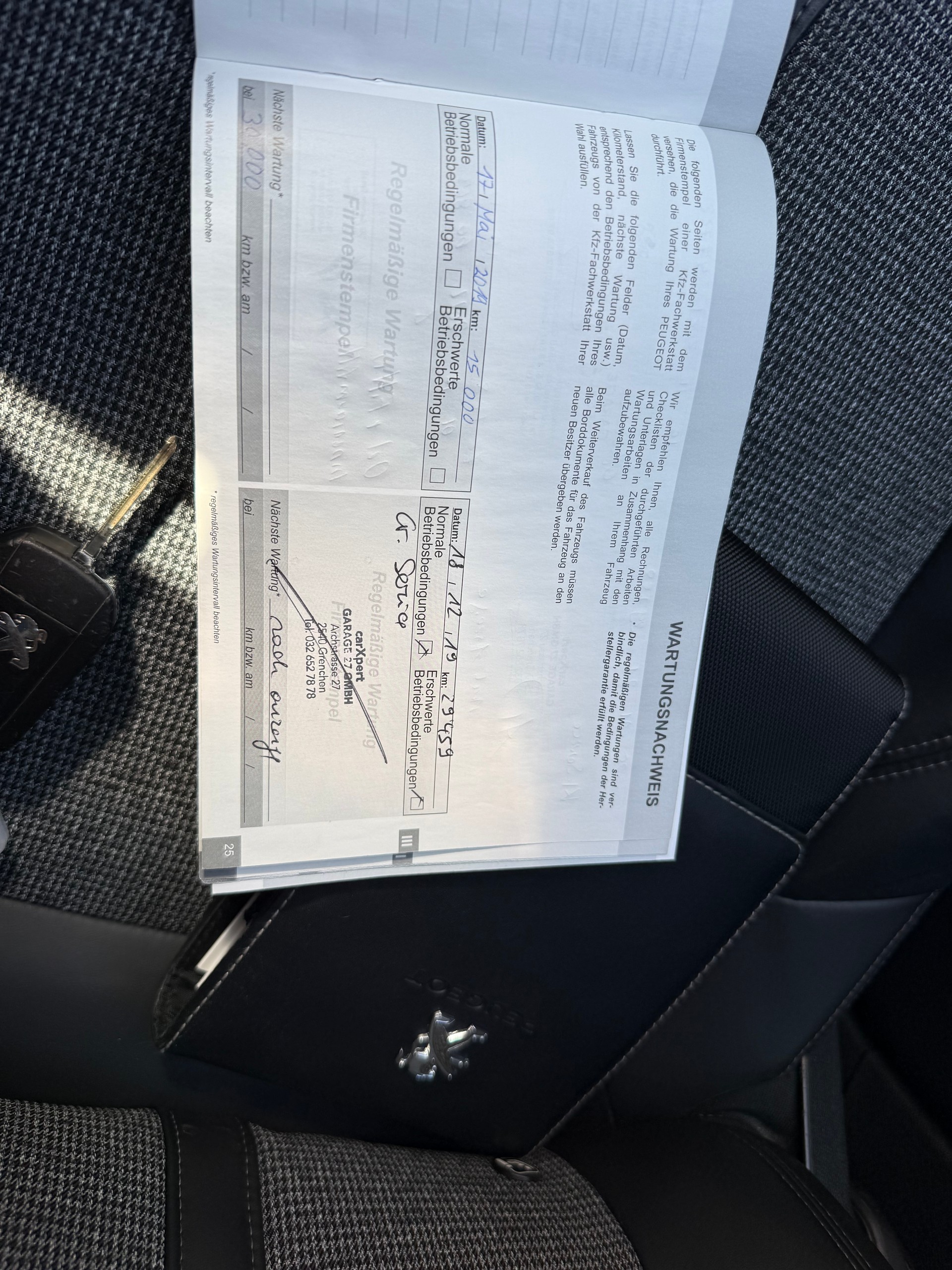 PEUGEOT 3008 1.2 PureTech Active-image-11