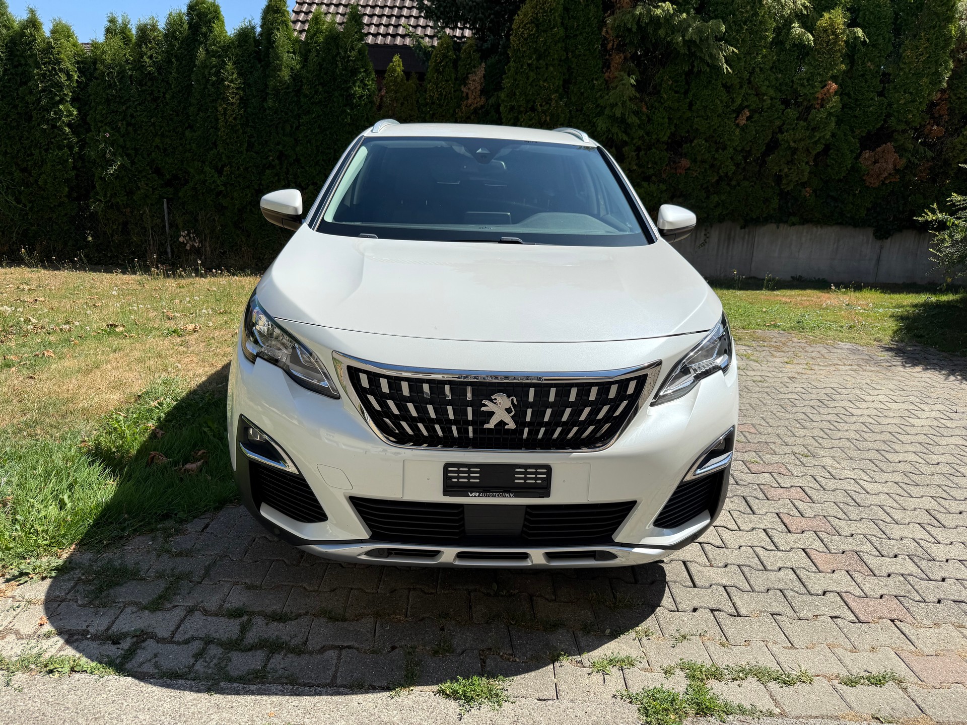 PEUGEOT 3008 1.2 PureTech Active