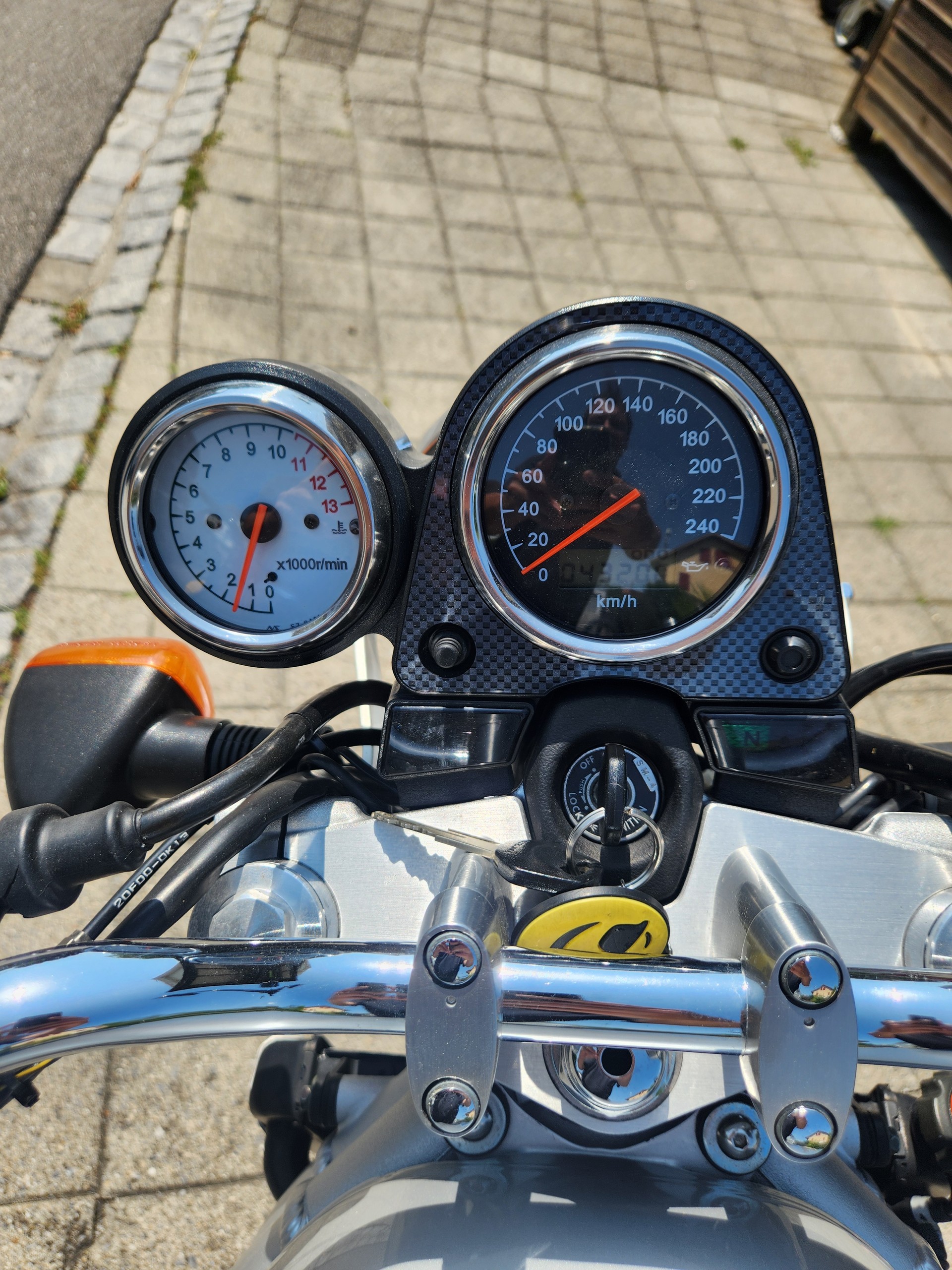 SUZUKI SV 650-image-10