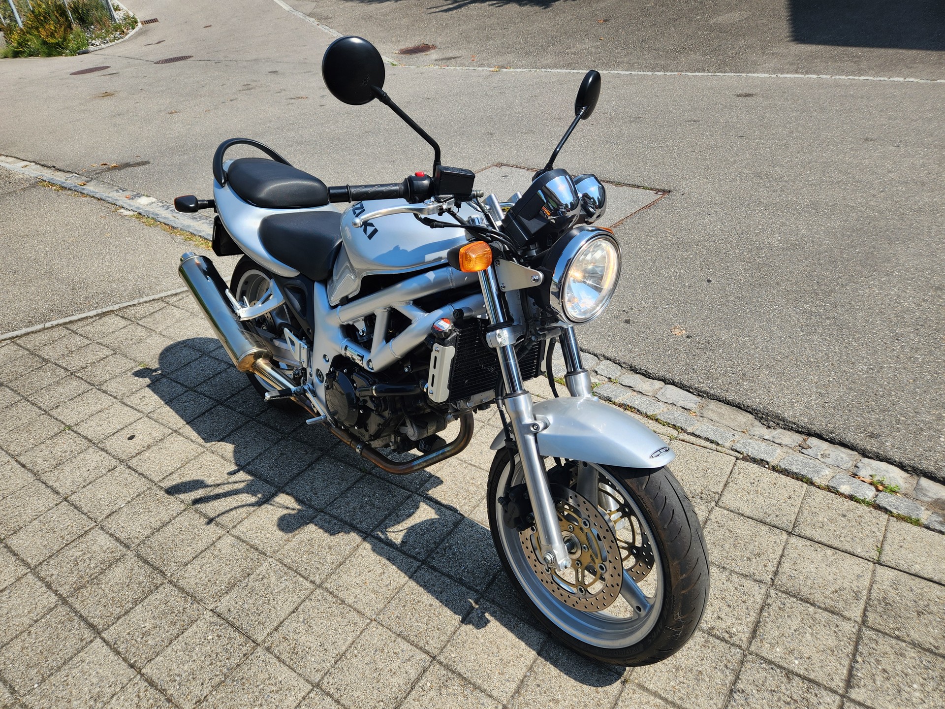 SUZUKI SV 650-image-1
