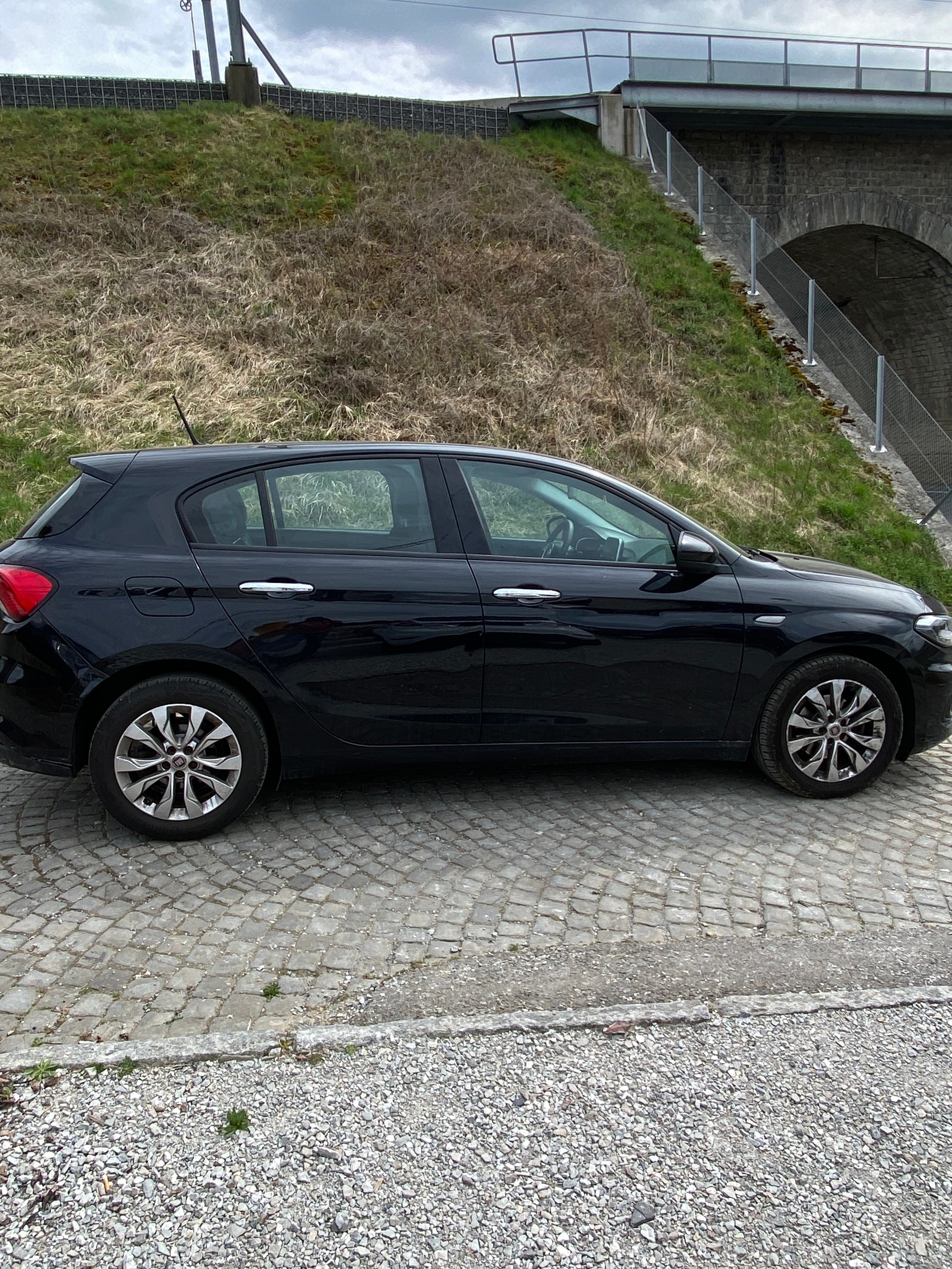 FIAT Tipo 1.6MJ Lounge-showroom-element-1