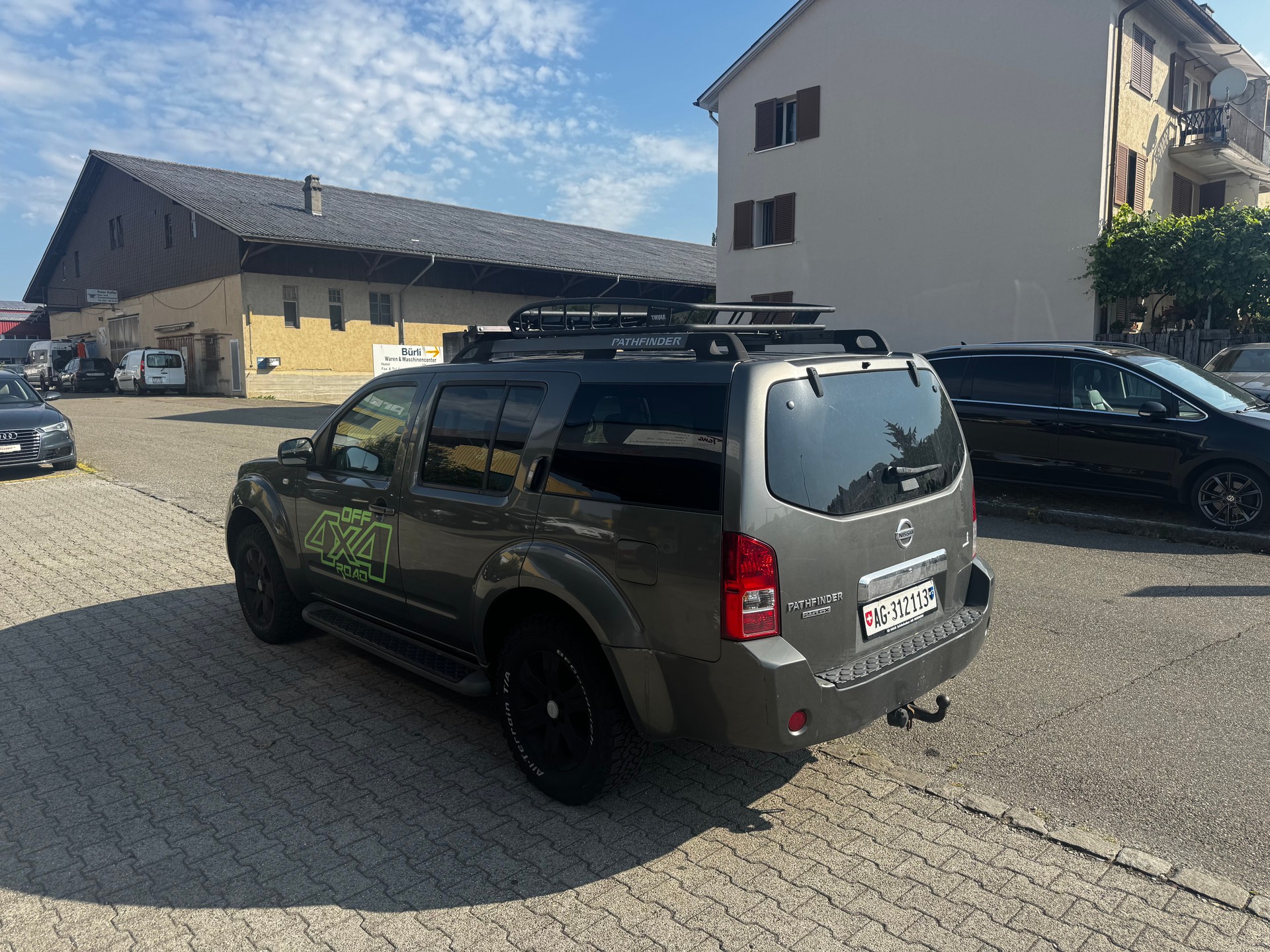 NISSAN Pathfinder 2.5 dCi LE AB MFK-image-5