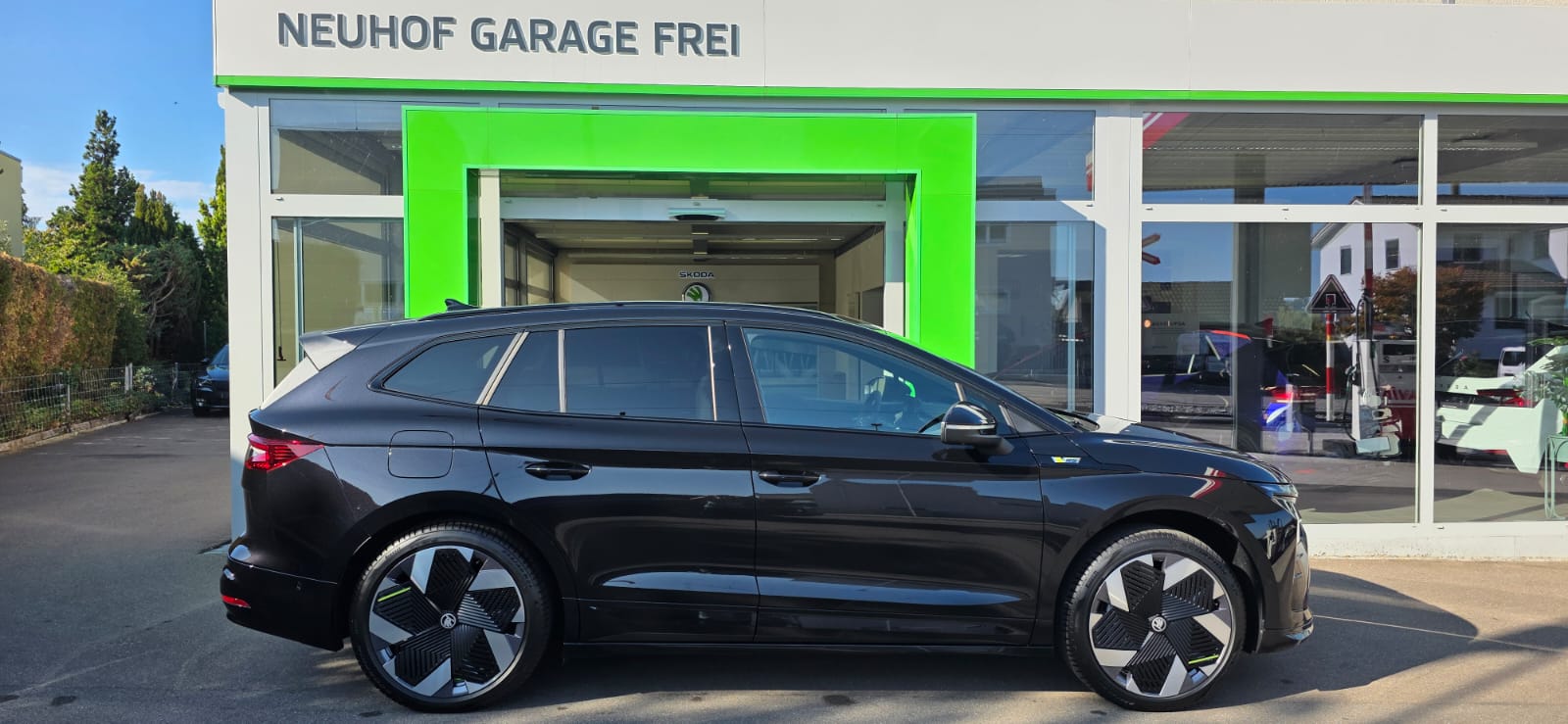 SKODA Enyaq 4x4 RS-showroom-element-1