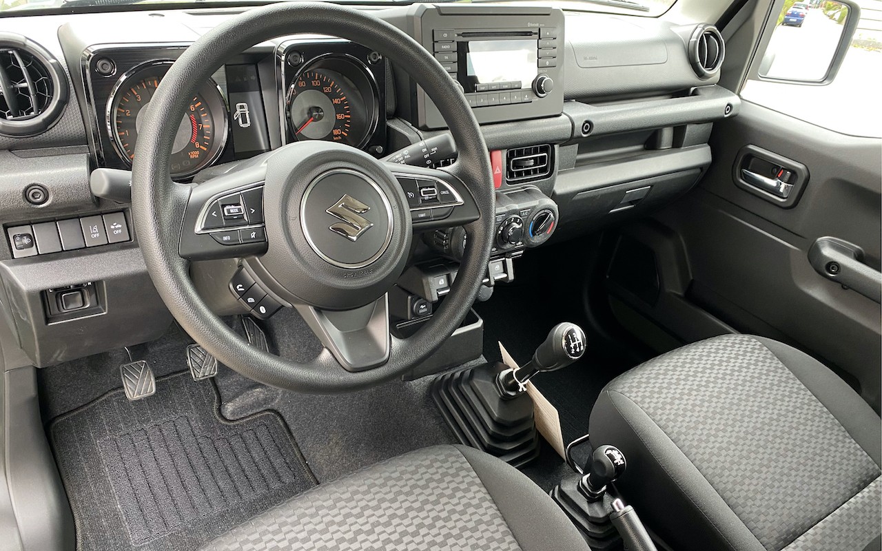 SUZUKI JIMNY 1.5 COMPACT+ 4x4 | 2 PLATZER | MANUEL-image-18