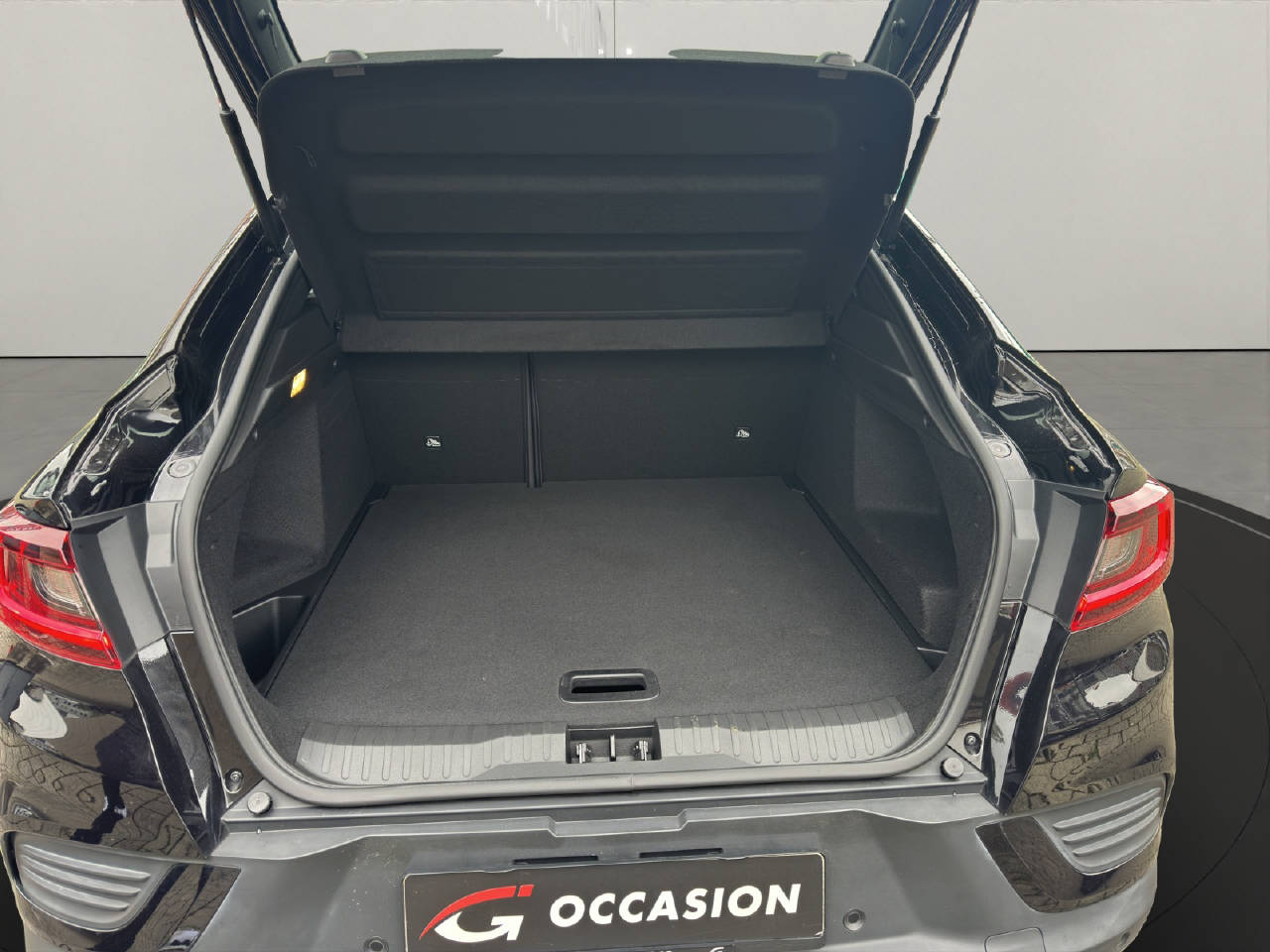 RENAULT Arkana 1.3 TCe R.S. Line EDC-Automat-showroom-element-1