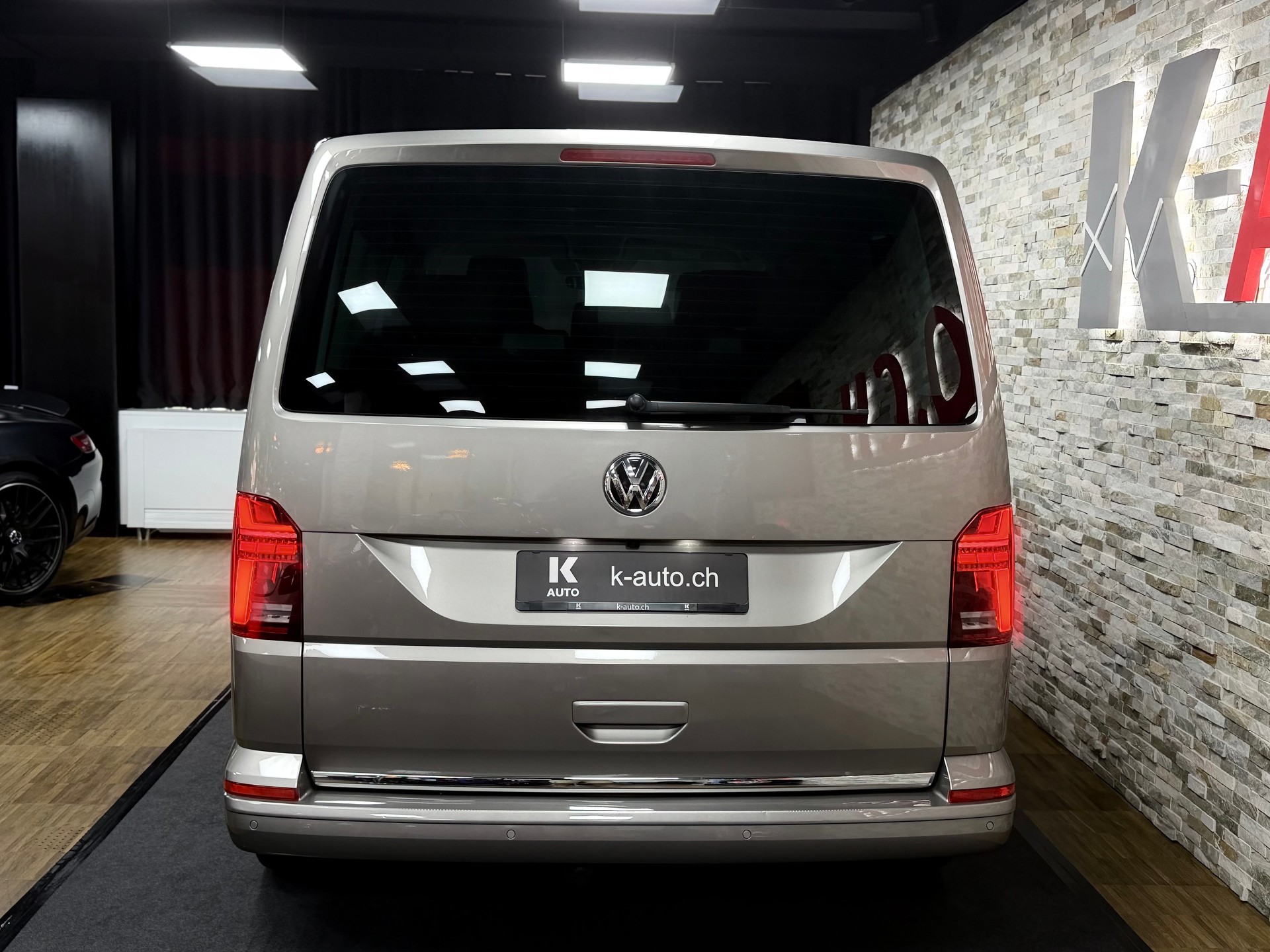 VW T6.1 Multivan 2.0 Bi-TDI Highline Liberty 4Mot. DSG - BULLI Sonderausstattung-showroom-element-3