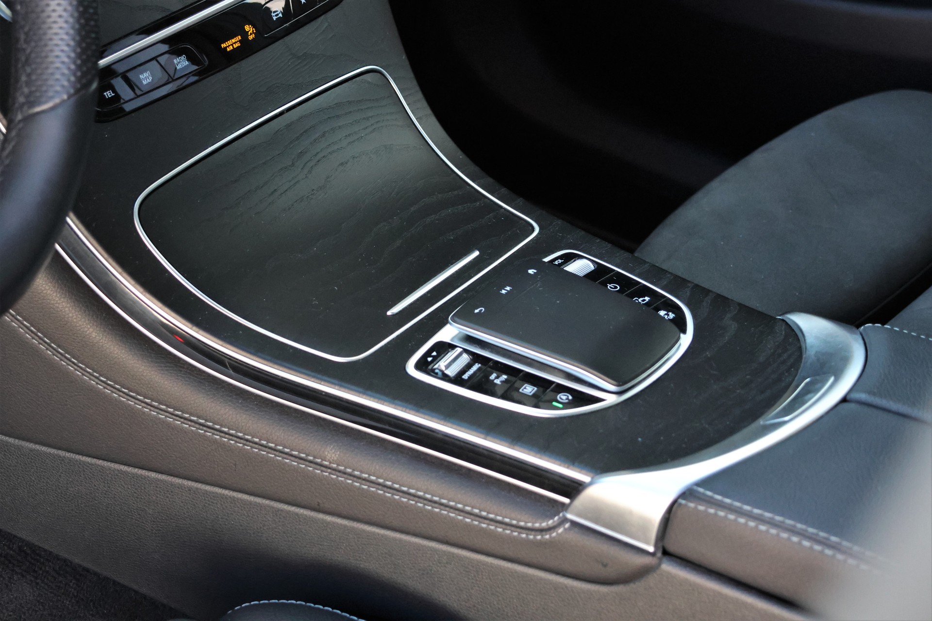 MERCEDES-BENZ GLC 220 d AMG Line 4Matic 9G-Tronic (CH)-image-10
