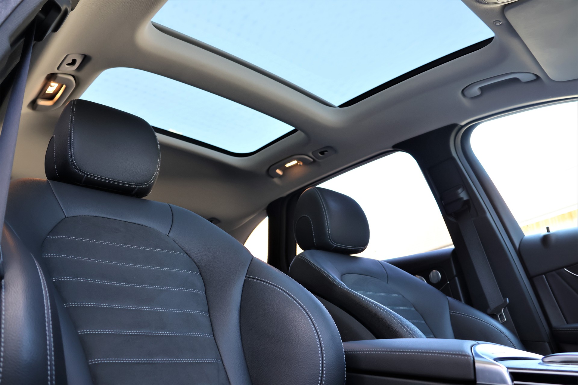 MERCEDES-BENZ GLC 220 d AMG Line 4Matic 9G-Tronic (CH)-image-20