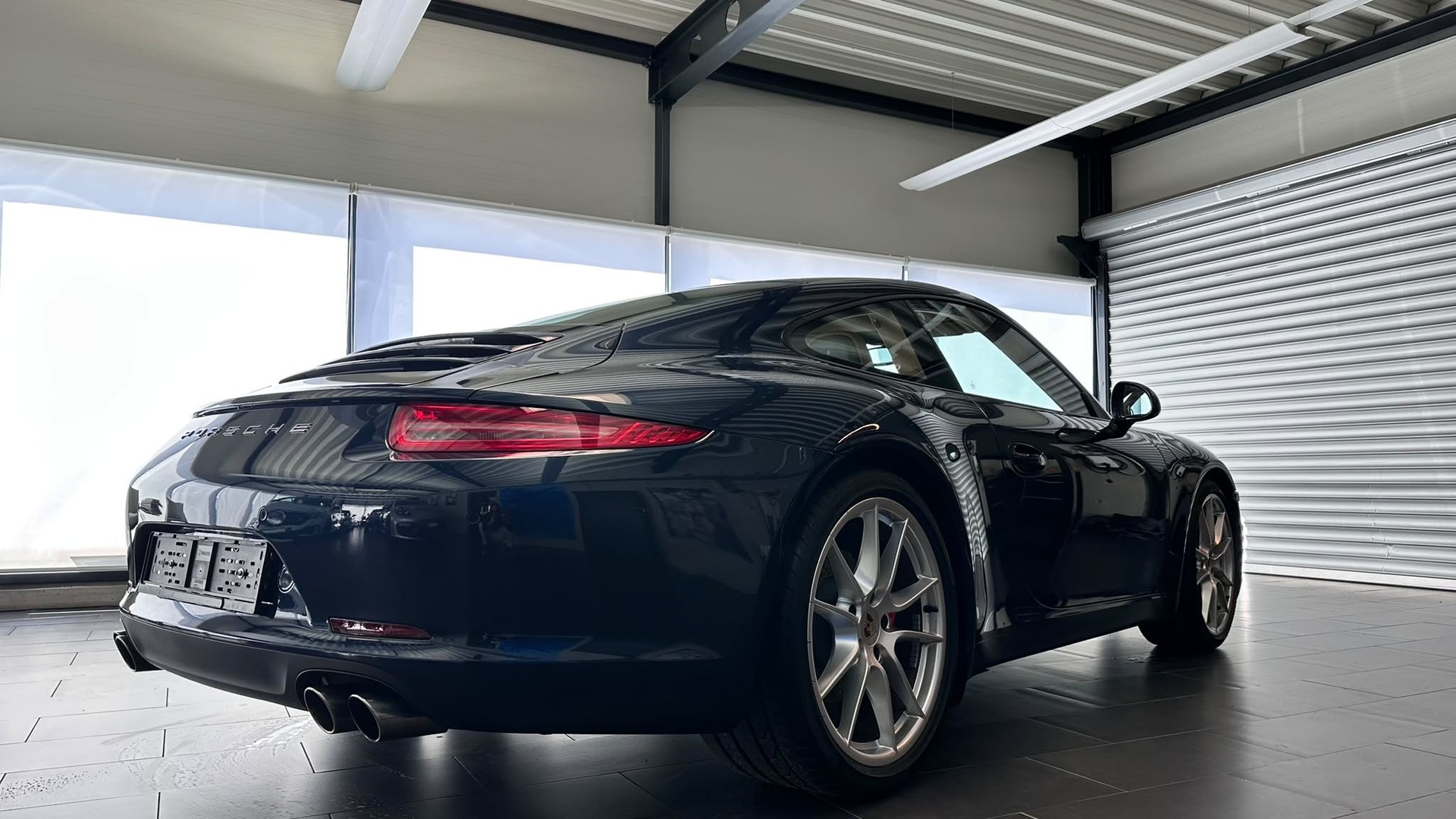 PORSCHE 911 Coupé 3.8 Carrera S PDK-showroom-element-2