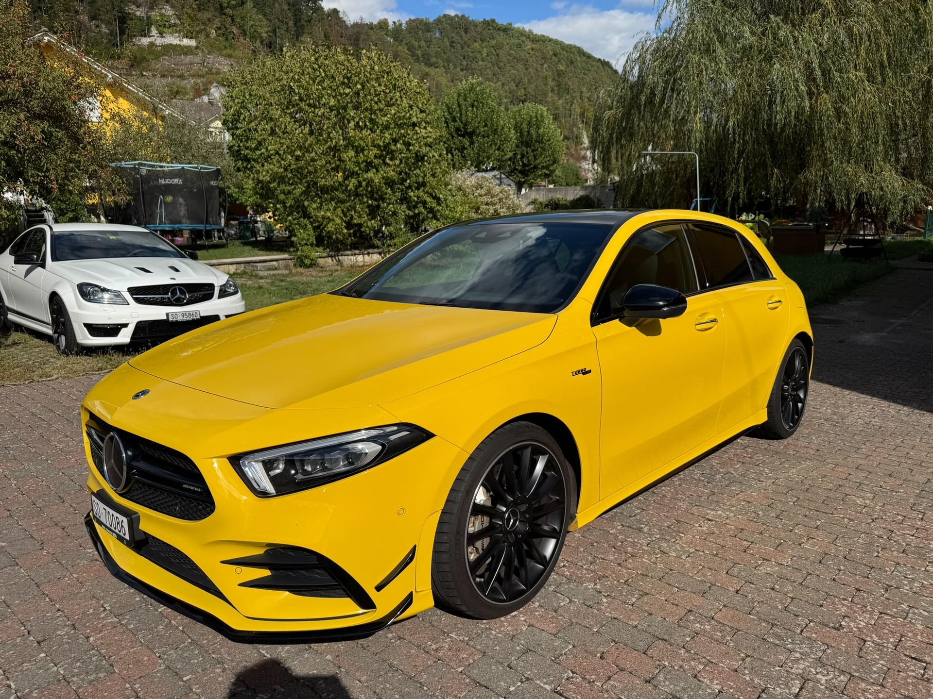 MERCEDES-BENZ A 35 AMG 4matic