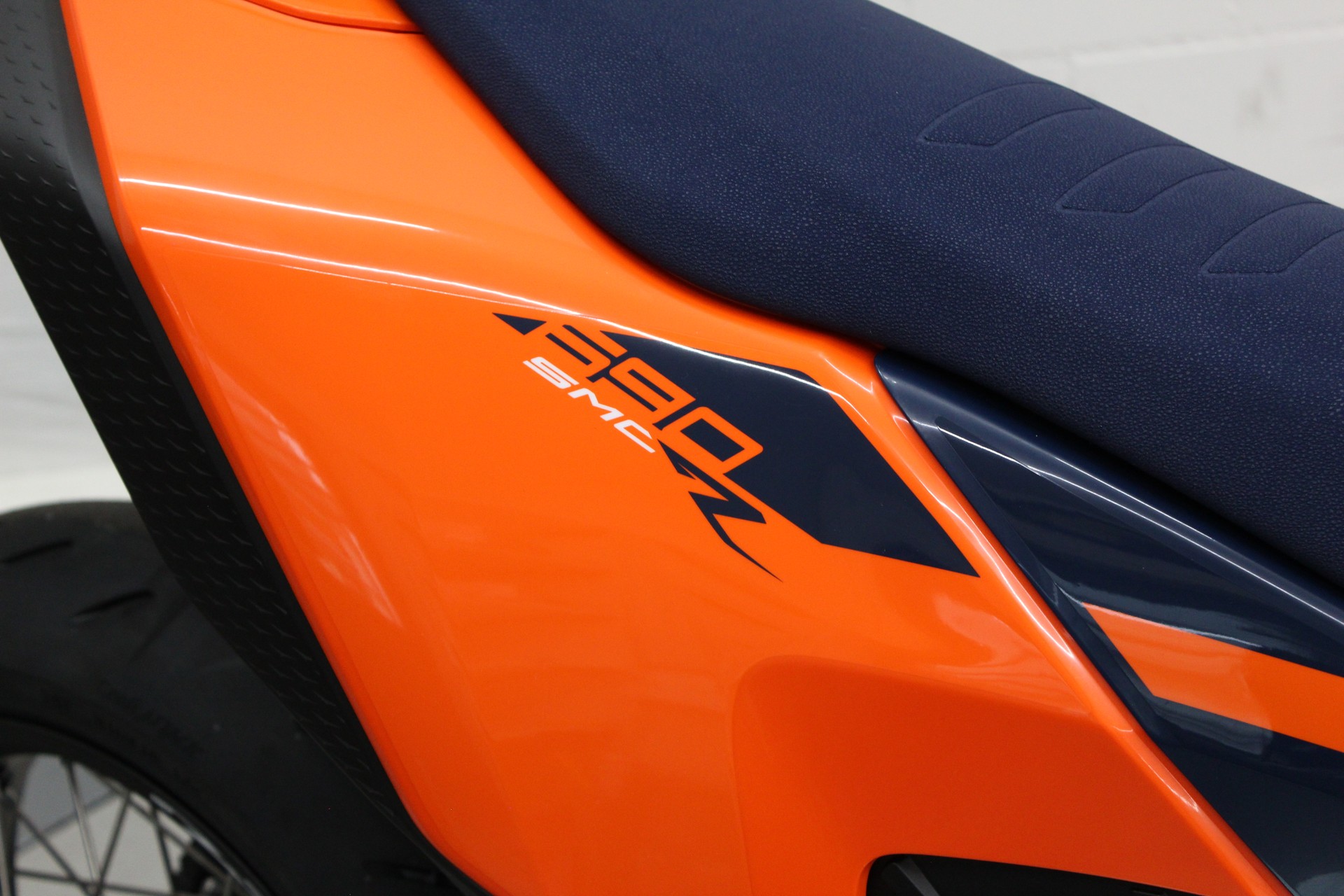 KTM 690 SMC R-image-6
