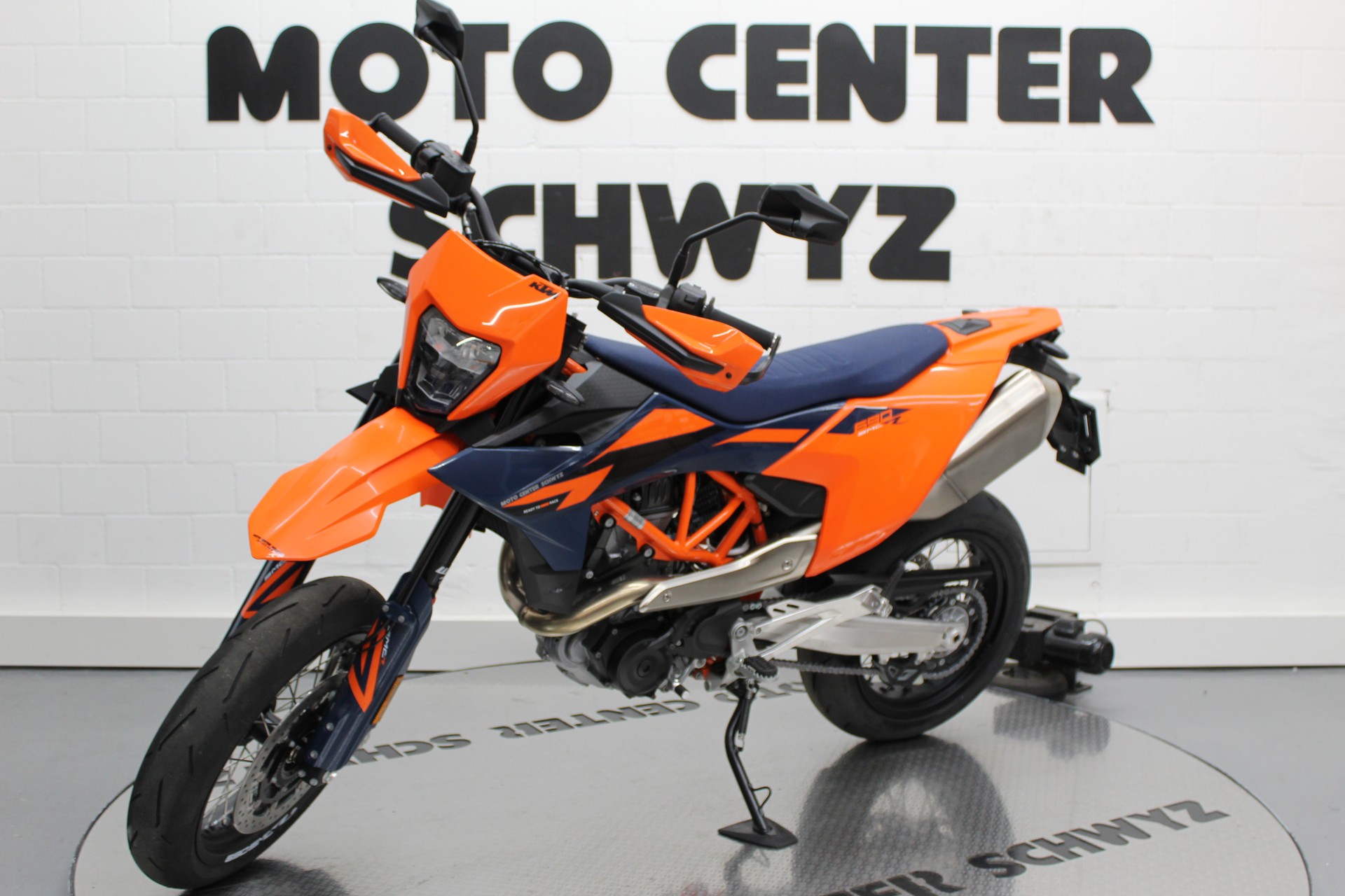 KTM 690 SMC R-image-3